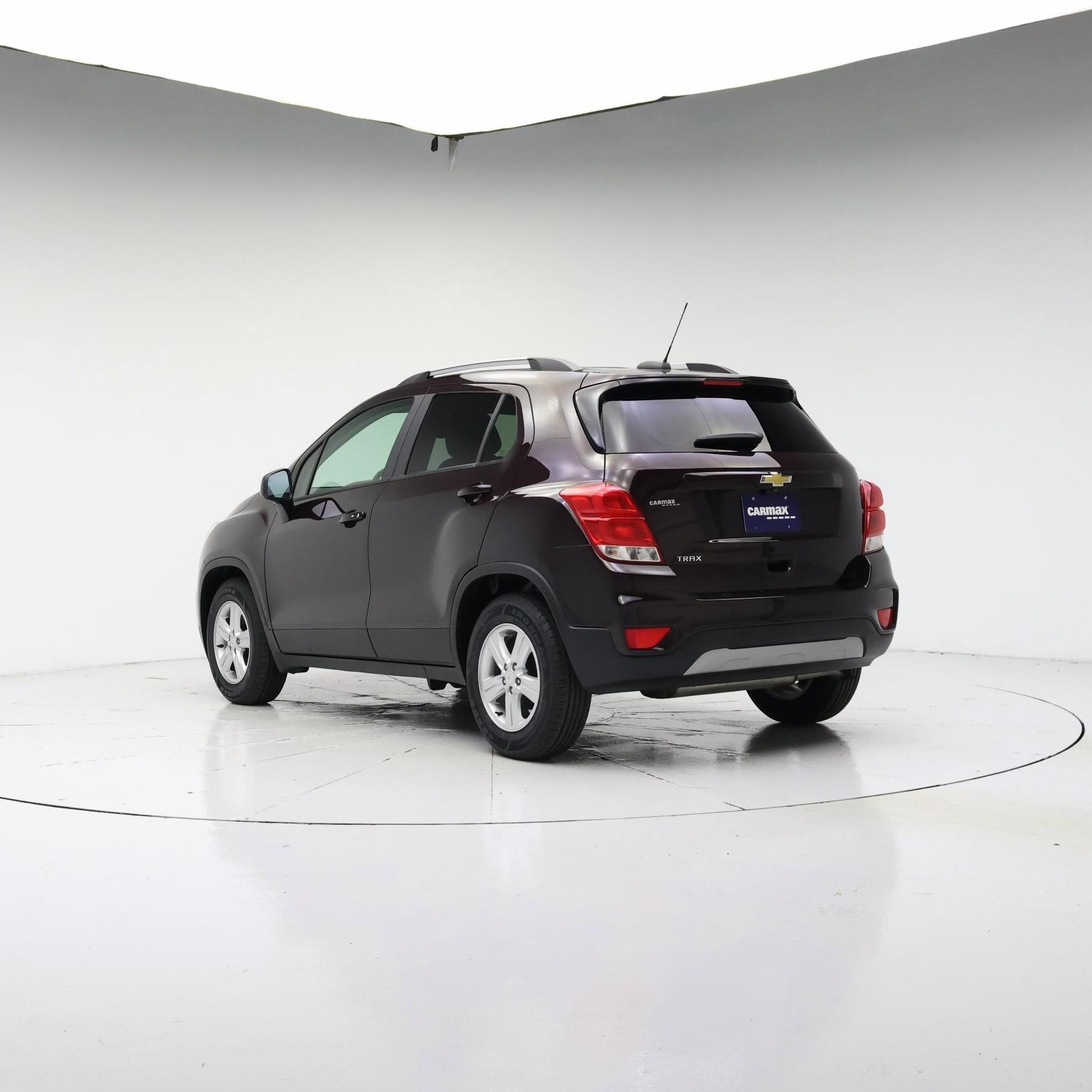 Thumbnail: 2021 Chevrolet Trax - 2