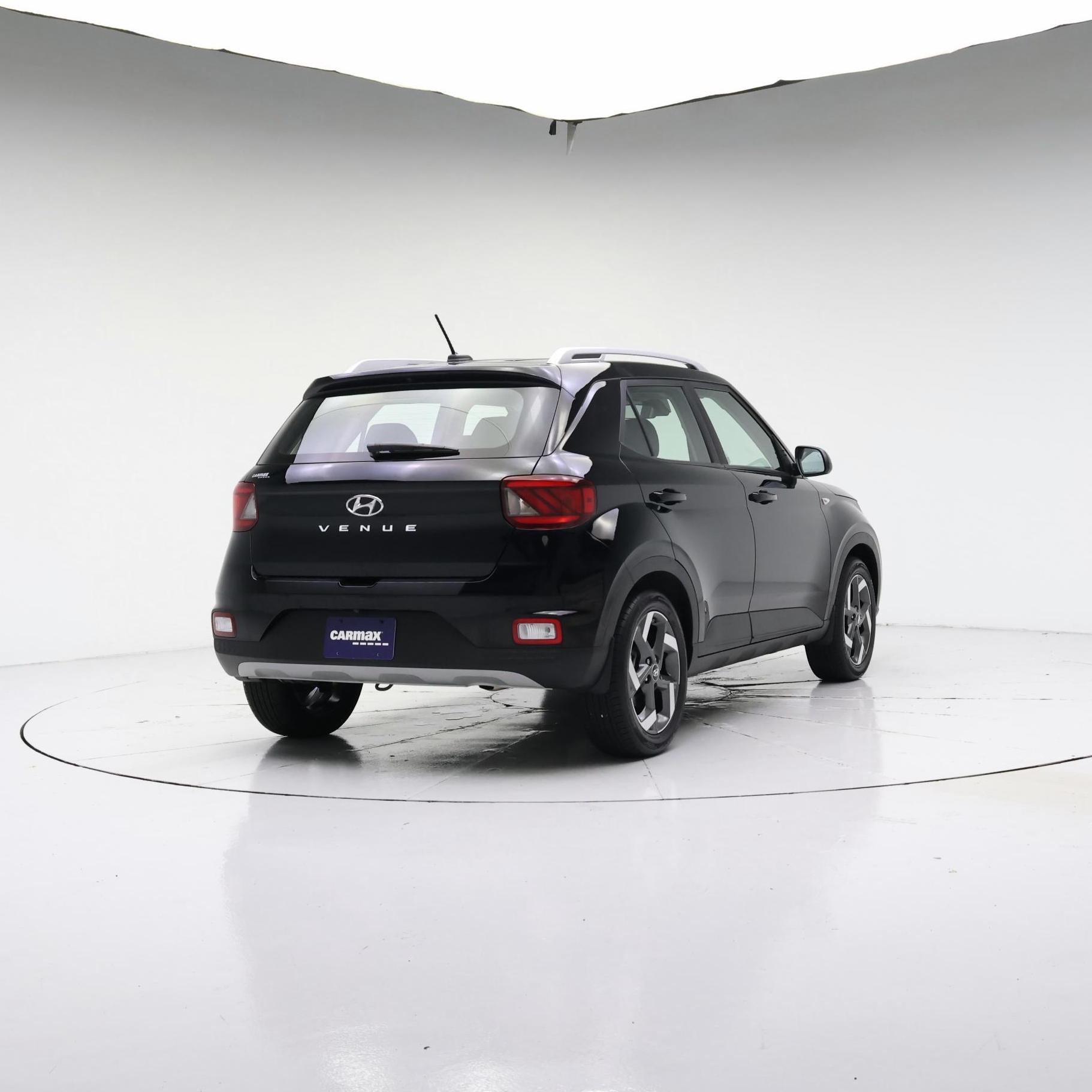 Thumbnail: 2024 Hyundai Venue - 4