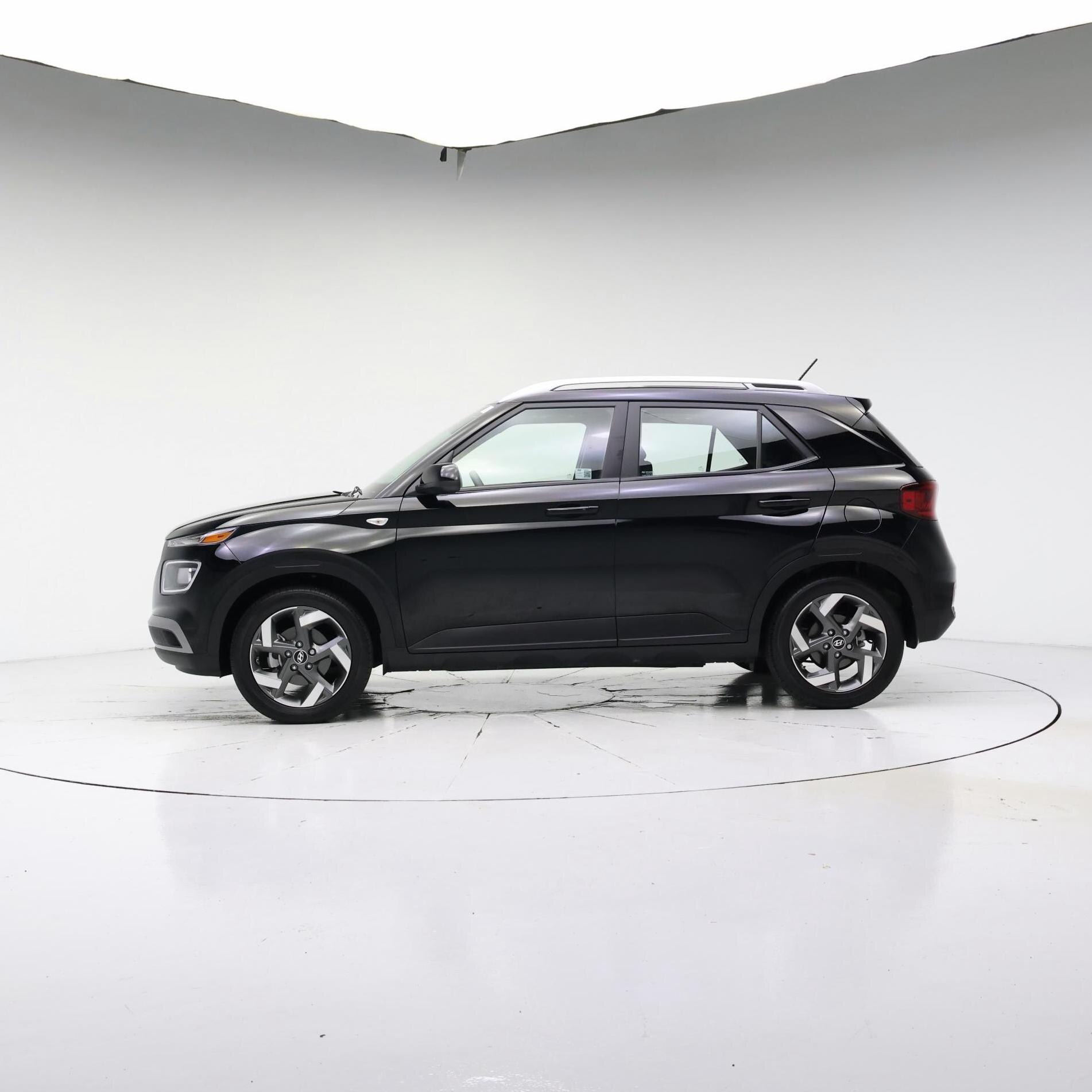 Thumbnail: 2024 Hyundai Venue - 7