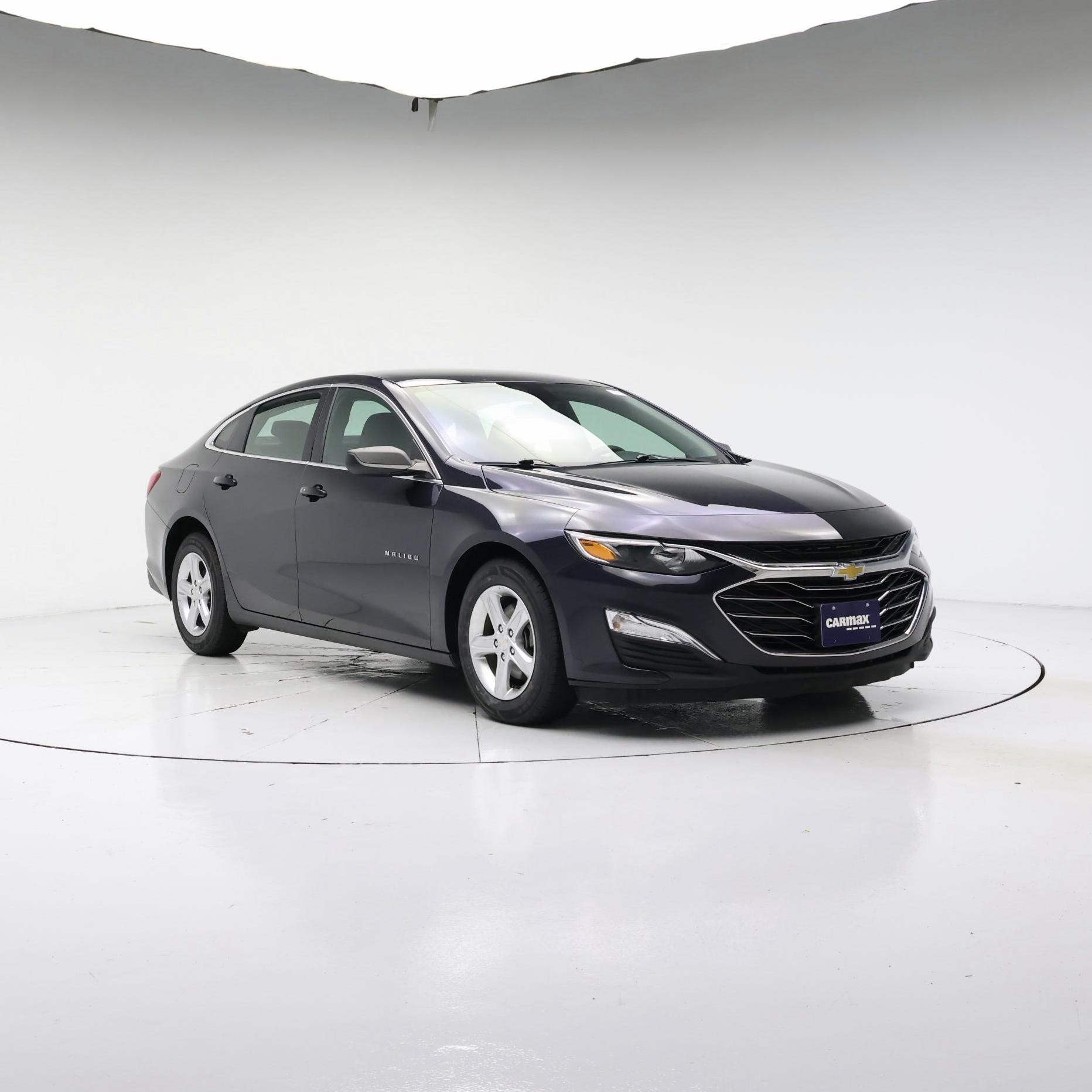 Gray 2022 Chevrolet Malibu Sedan Front-Wheel Drive Automatic