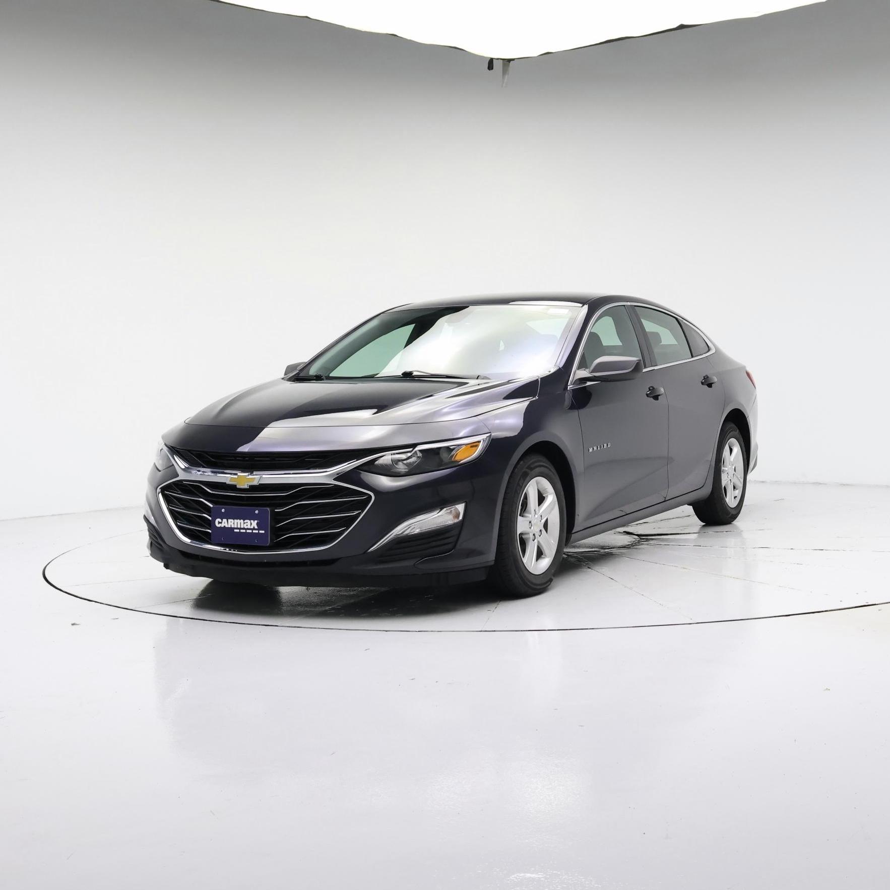 Thumbnail: 2022 Chevrolet Malibu - 4