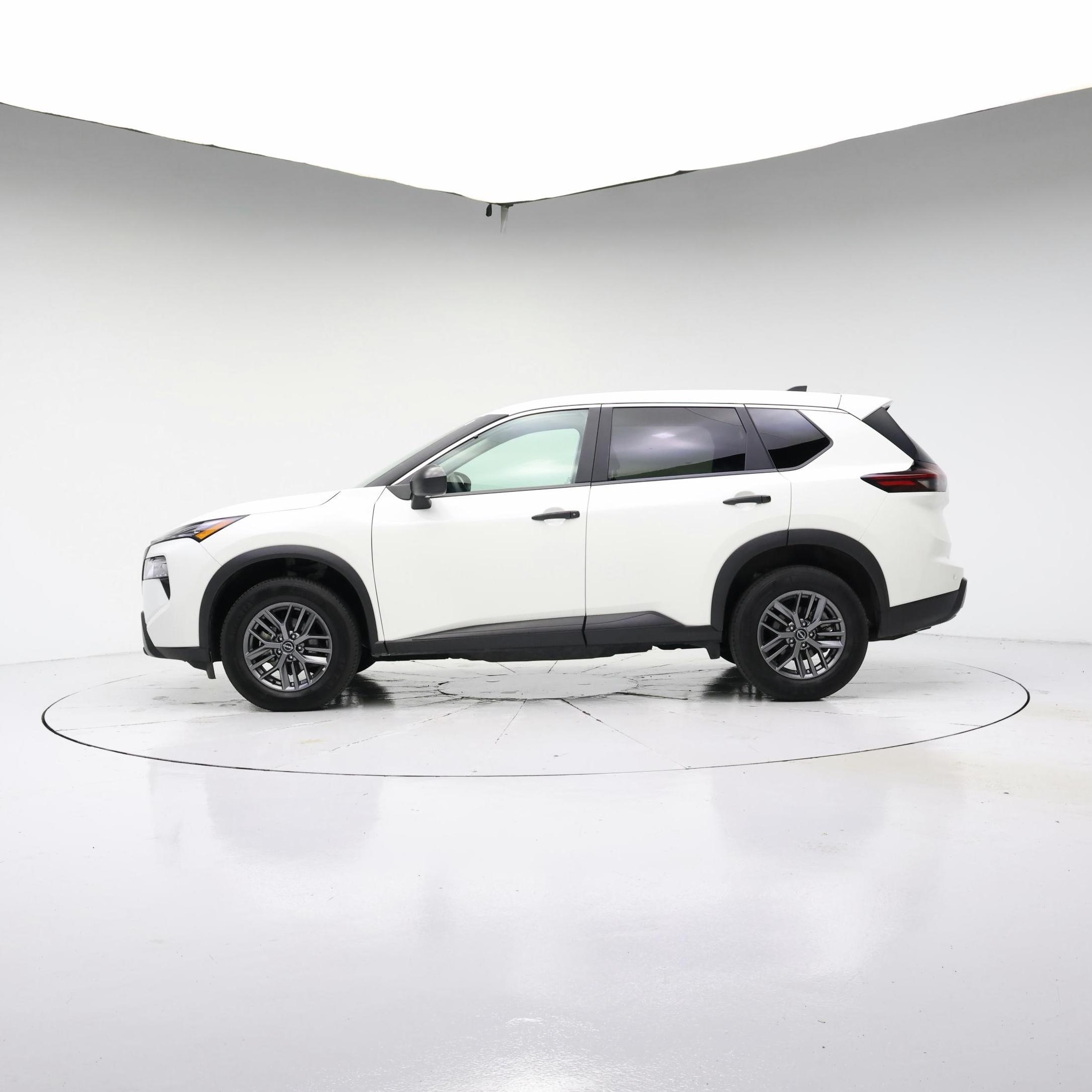 Thumbnail: 2024 Nissan Rogue - 3