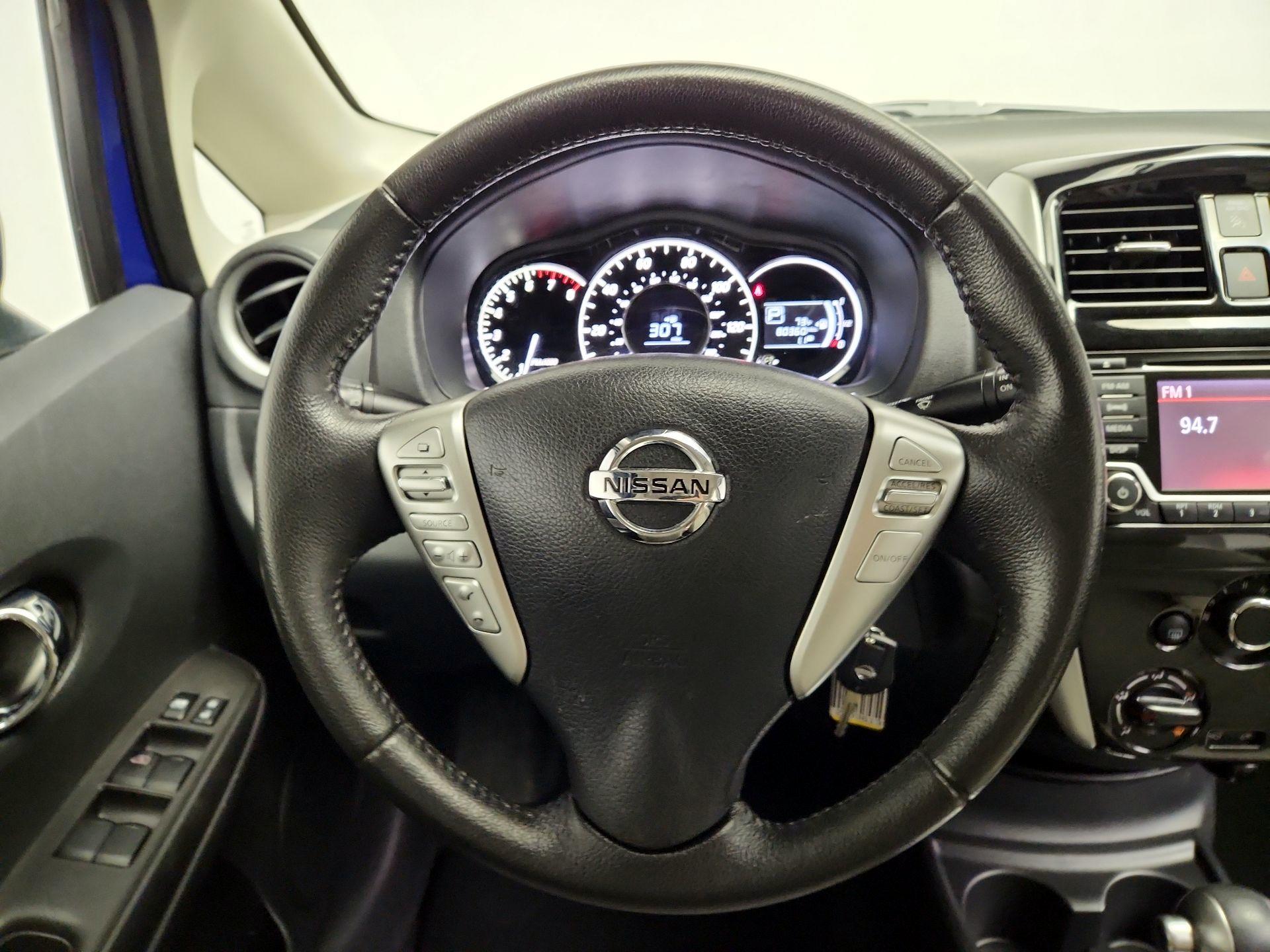 Thumbnail: 2015 Nissan Versa Note - 10