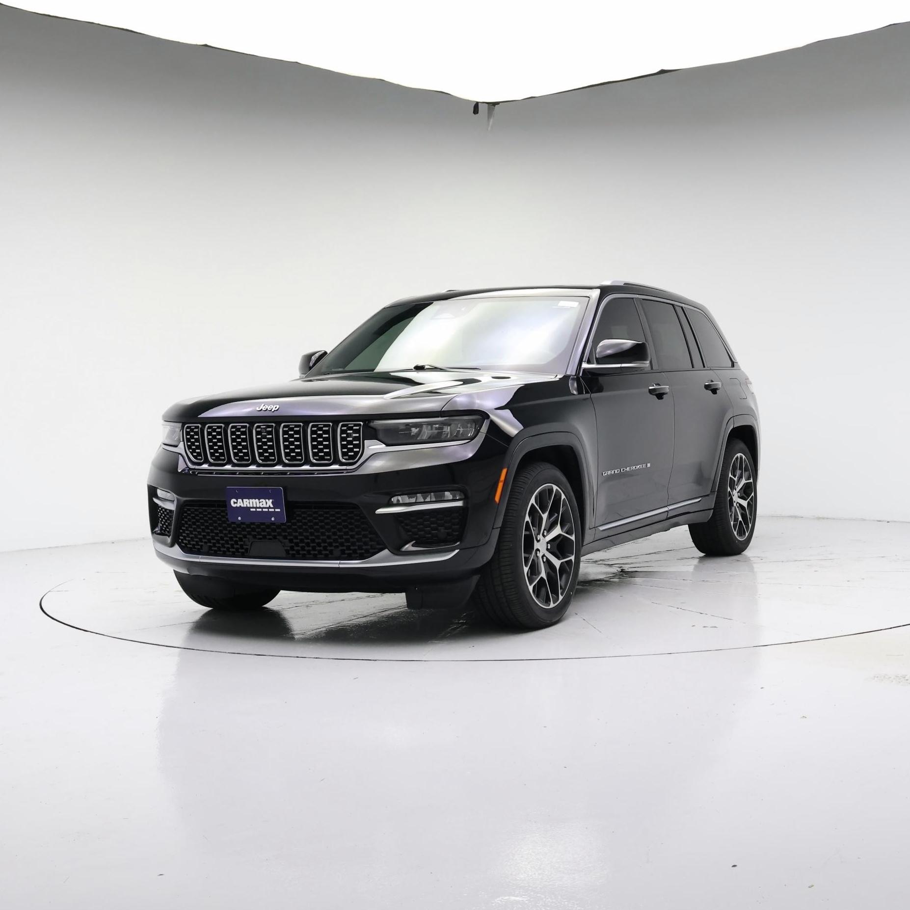 Thumbnail: 2023 Jeep Grand Cherokee - 4