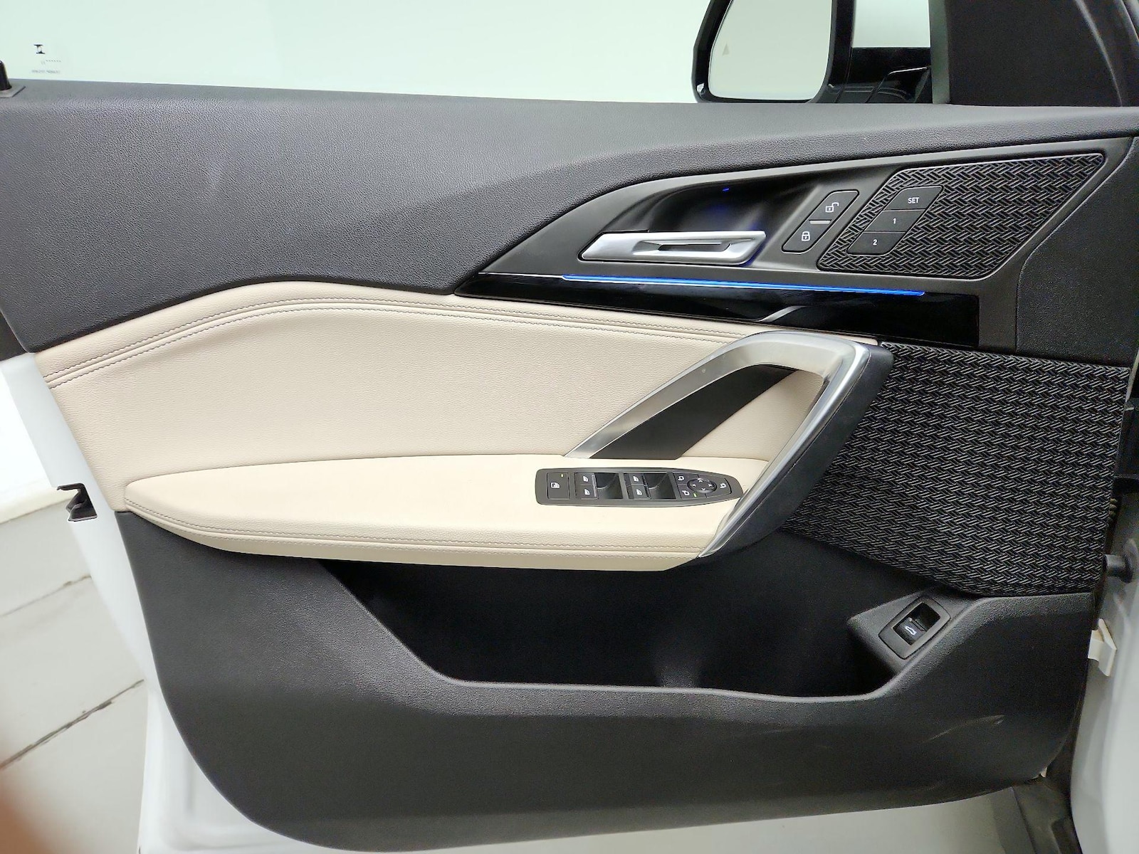 2023 BMW X1 28i - Photo 13