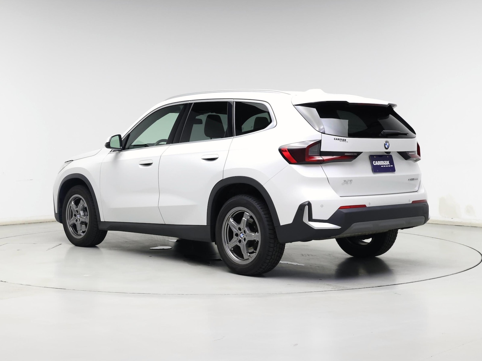 2023 BMW X1 28i - Photo 3