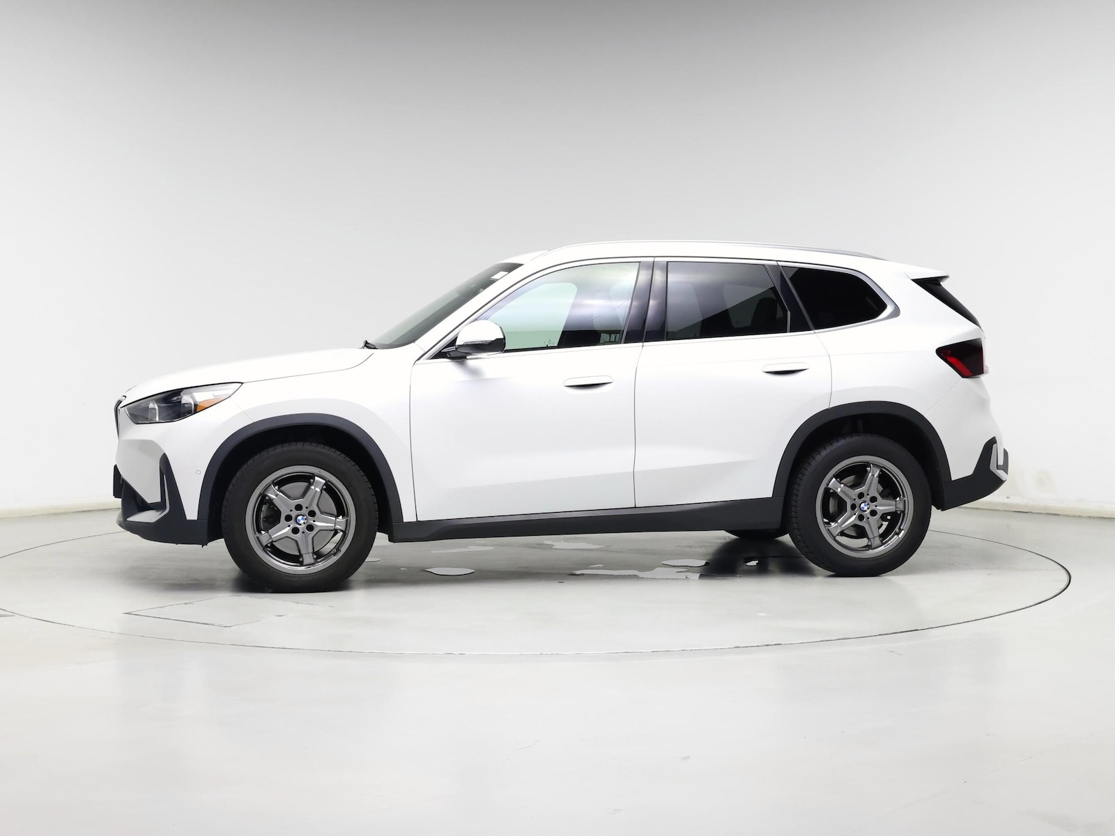 2023 BMW X1 28i - Photo 4