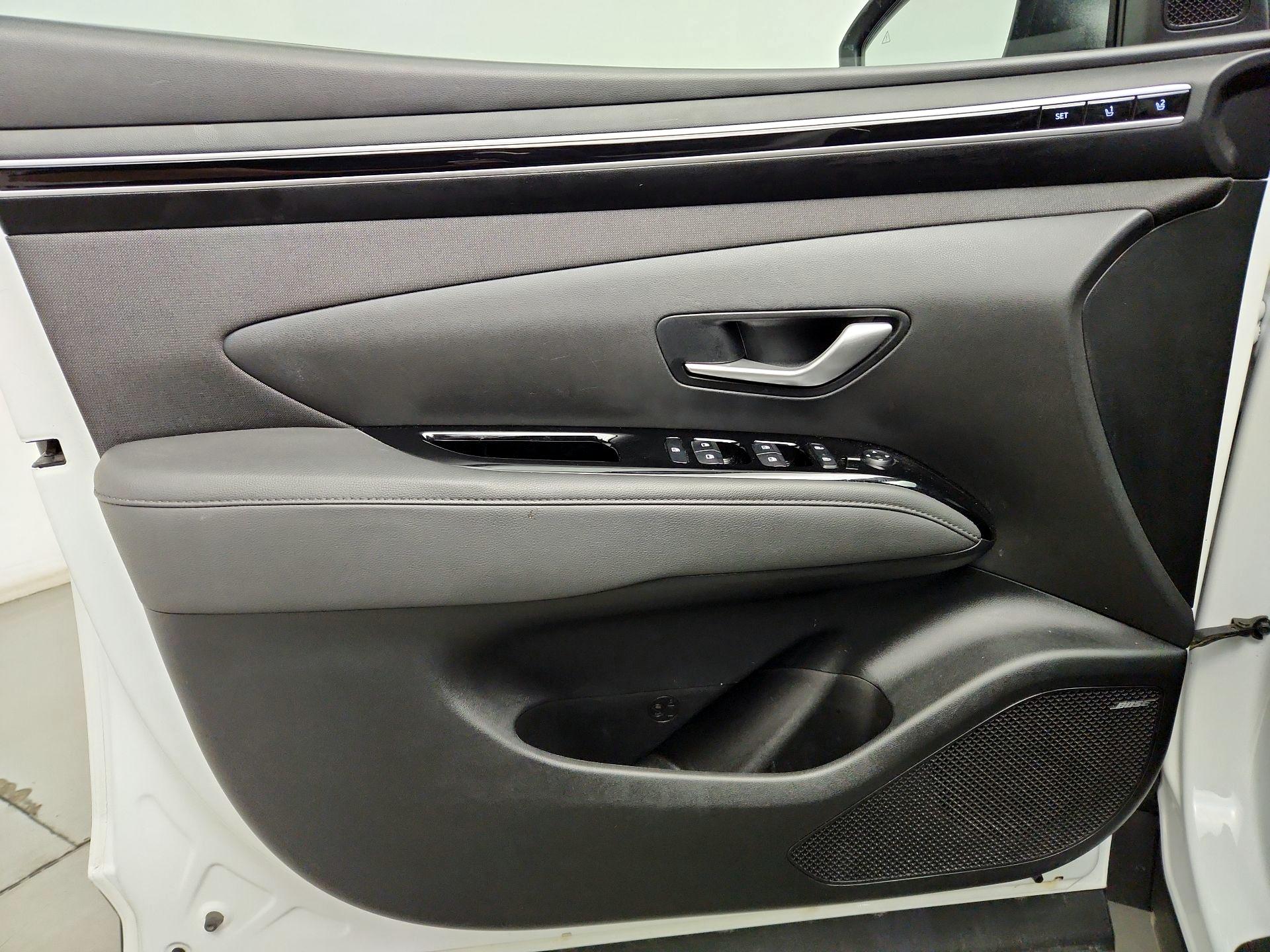 Thumbnail: 2022 Hyundai Tucson - 12