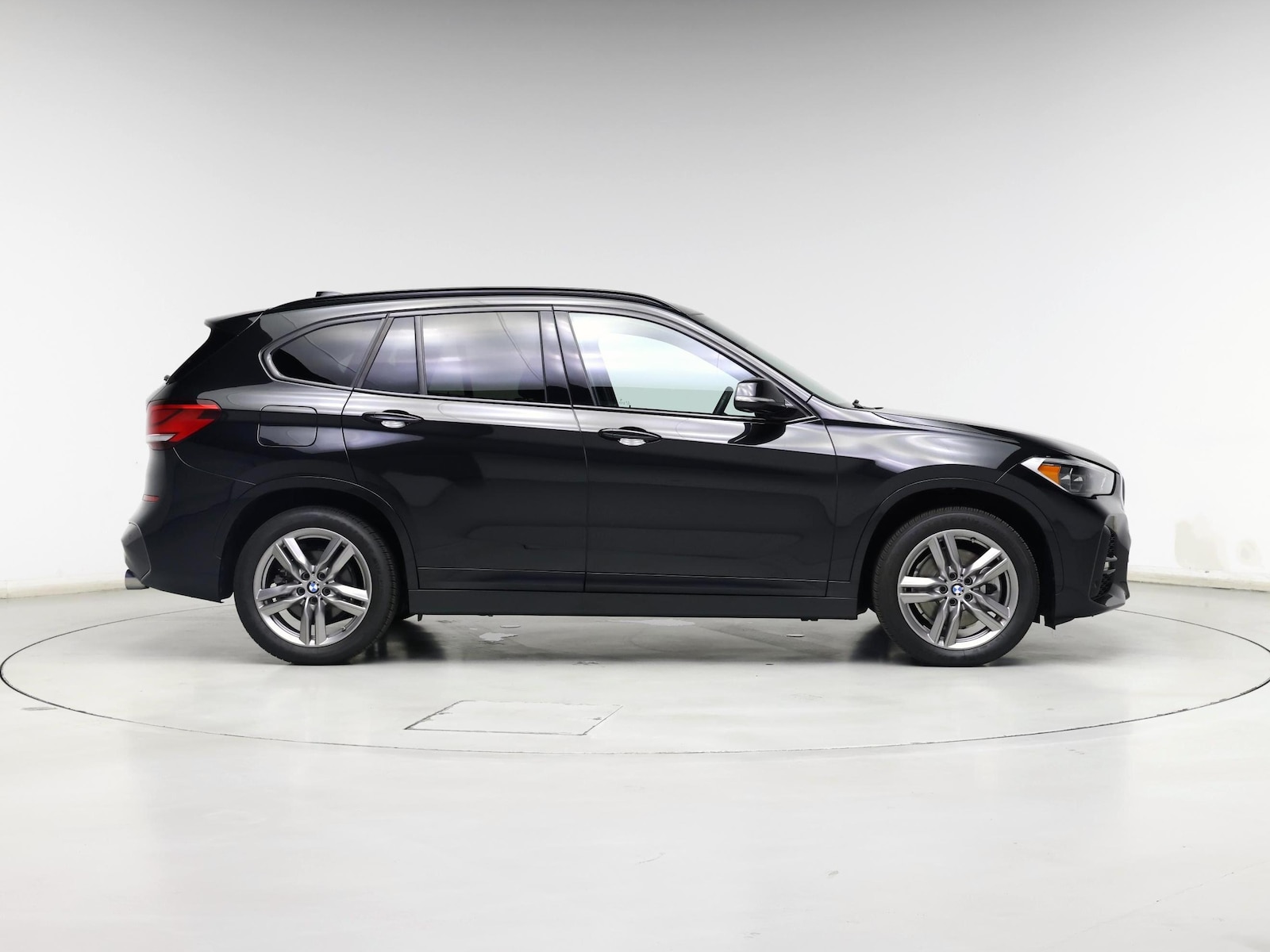 2022 BMW X1 28i - Photo 8
