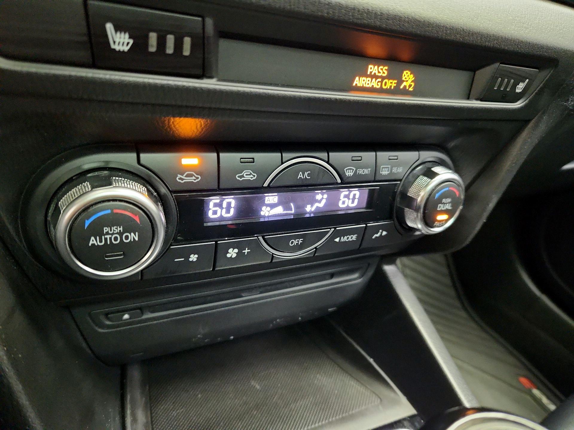 Thumbnail: 2014 Mazda Mazda3 - 16