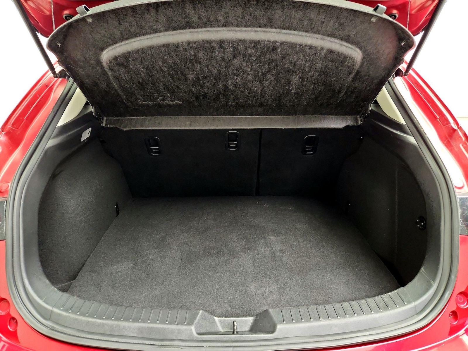 2014 Mazda MAZDA3 i Grand Touring - Photo 22