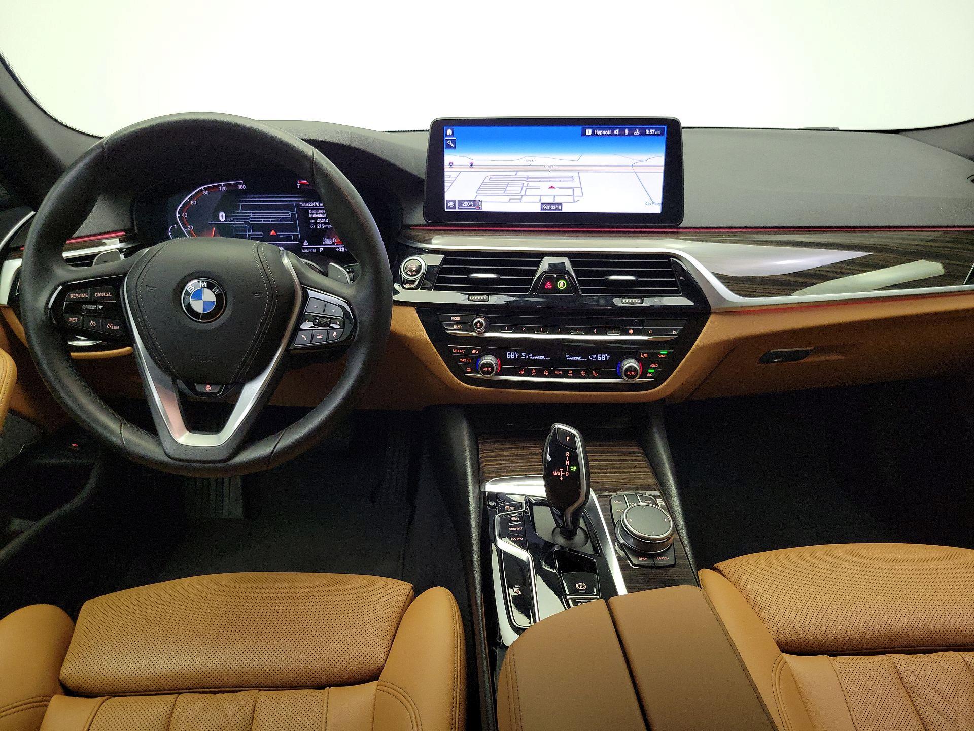 Thumbnail: 2022 BMW 5 Series - 9