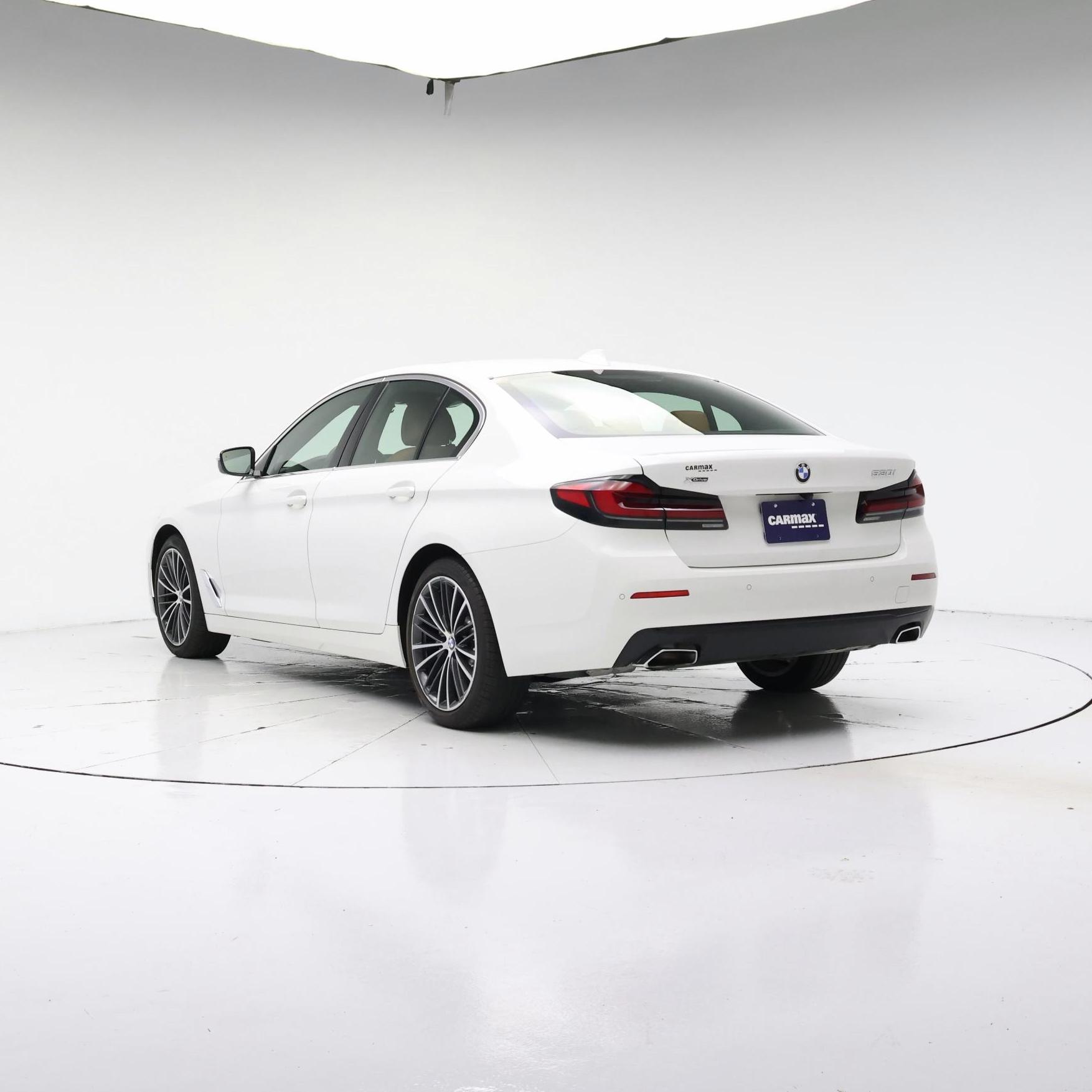 Thumbnail: 2022 BMW 5 Series - 2