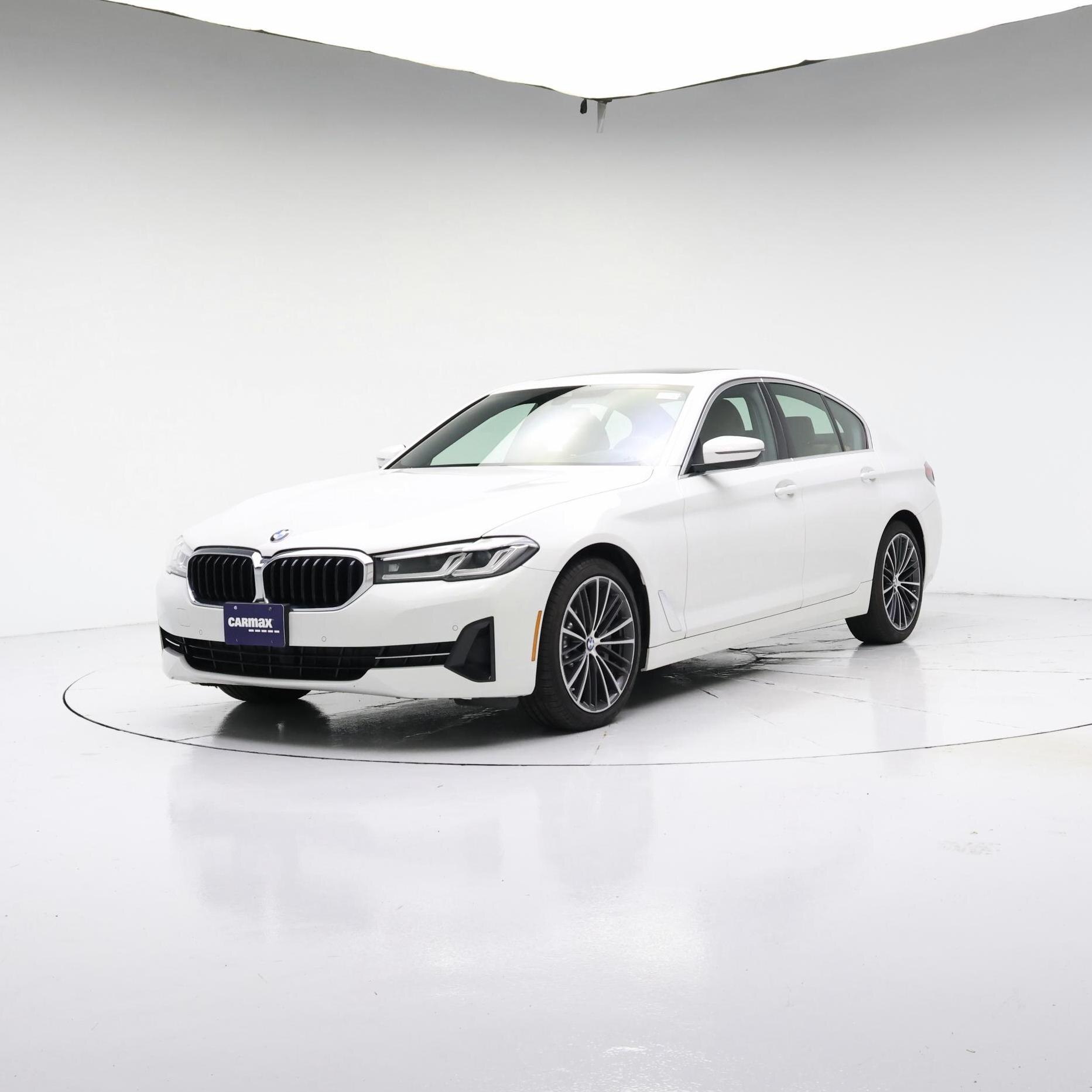 Thumbnail: 2022 BMW 5 Series - 4
