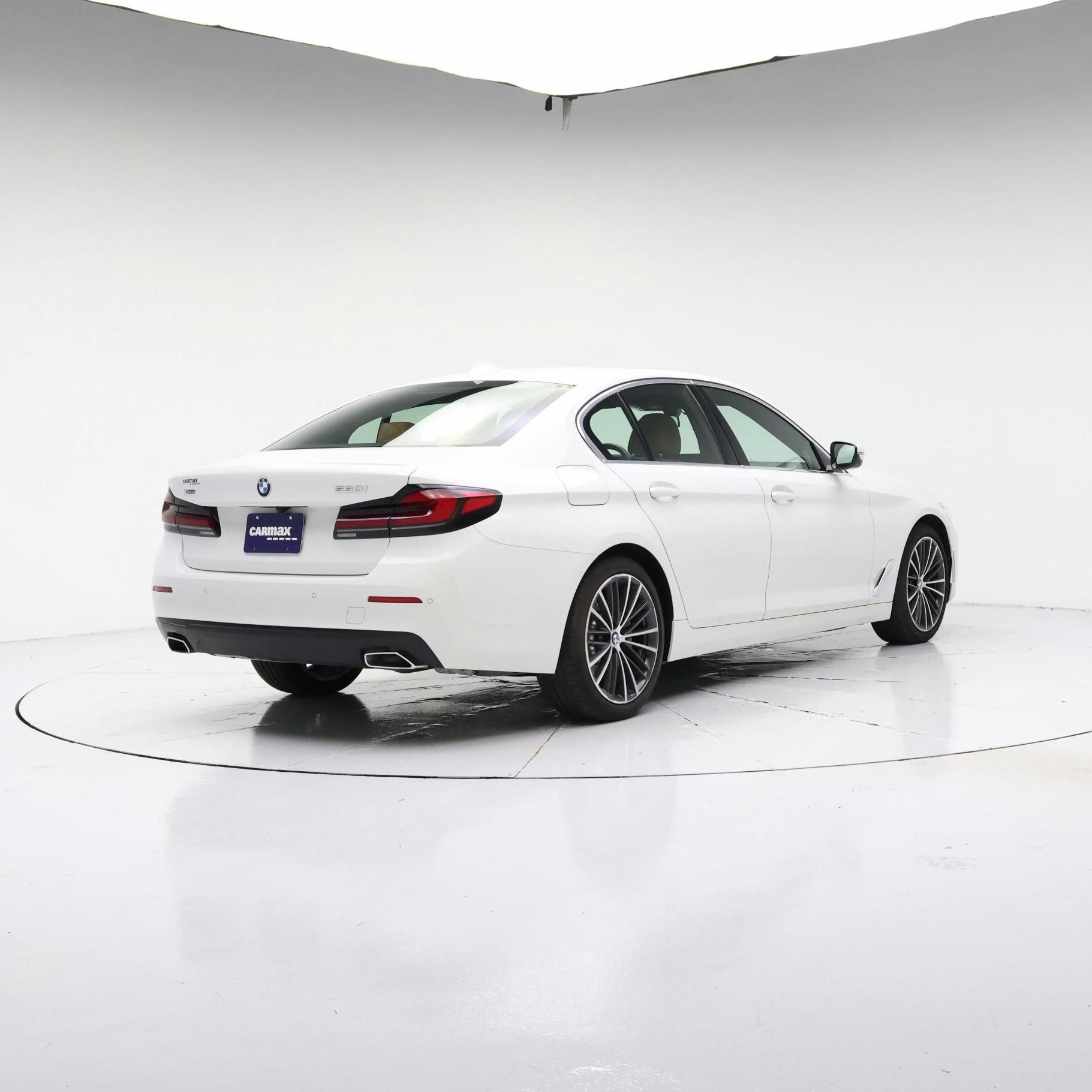 Thumbnail: 2022 BMW 5 Series - 8