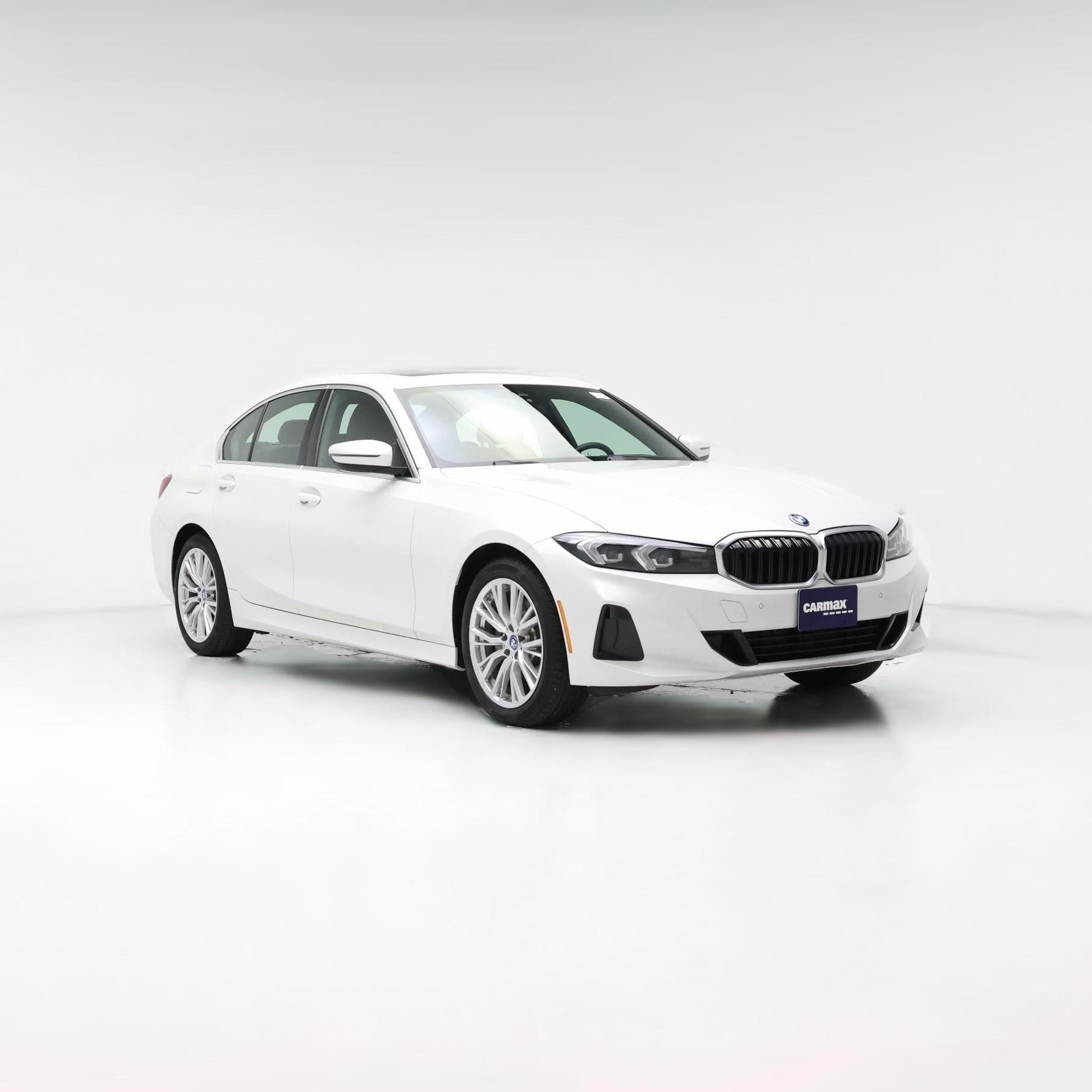 Thumbnail: 2024 BMW 3 Series - 1