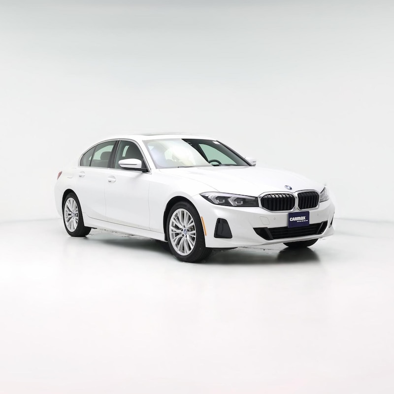 2024 BMW 330 Plug In Hybrid xDrive30e