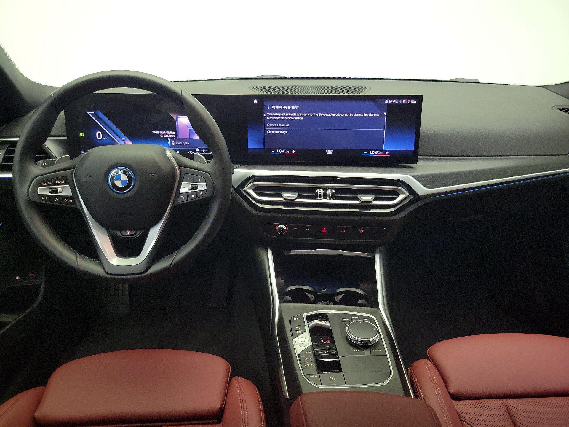 Thumbnail: 2024 BMW 3 Series - 9