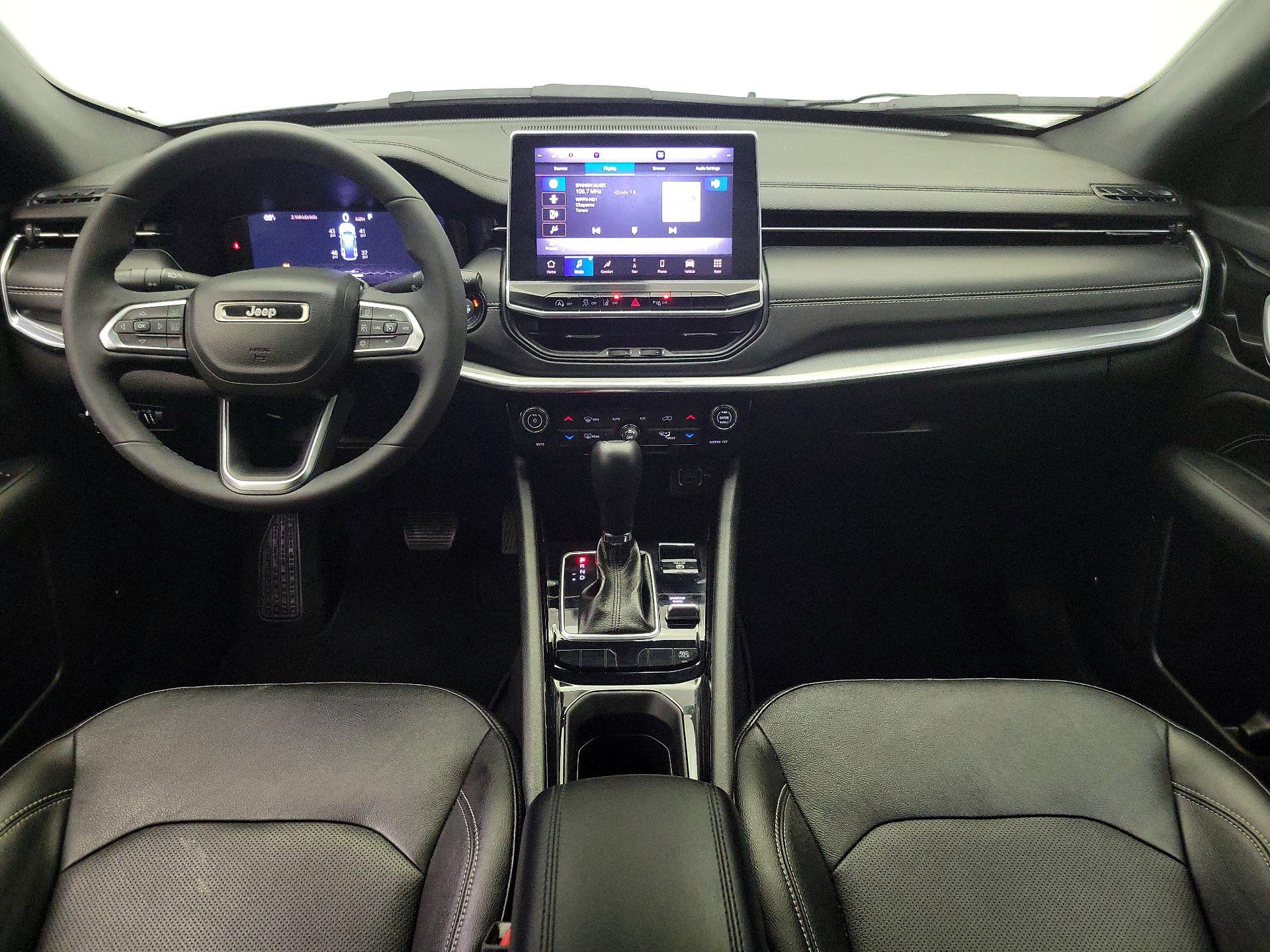 Thumbnail: 2023 Jeep Compass - 9