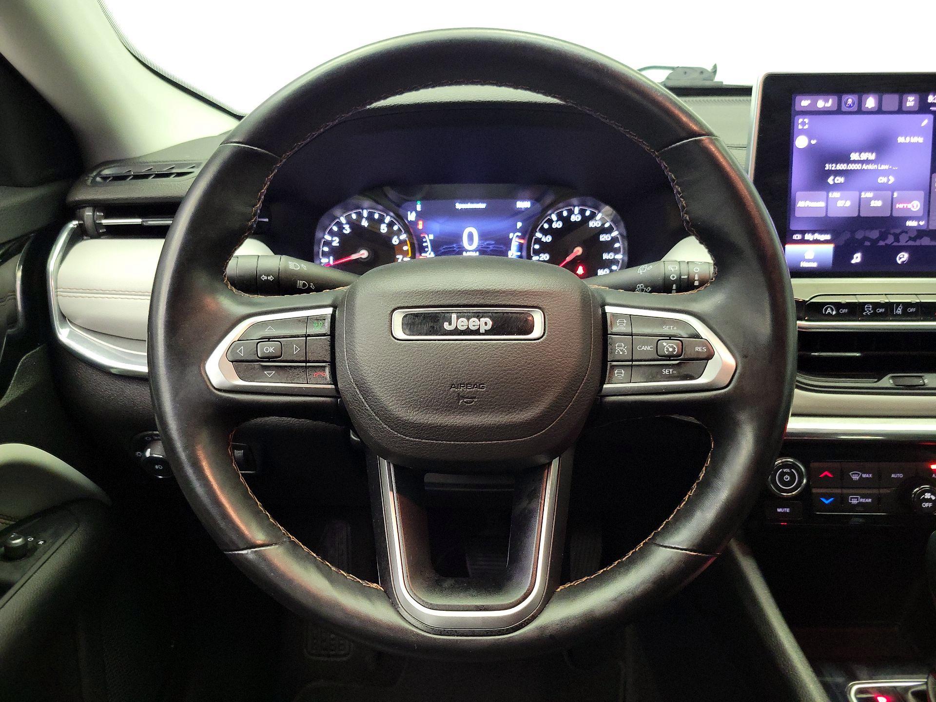 Thumbnail: 2022 Jeep Compass - 10