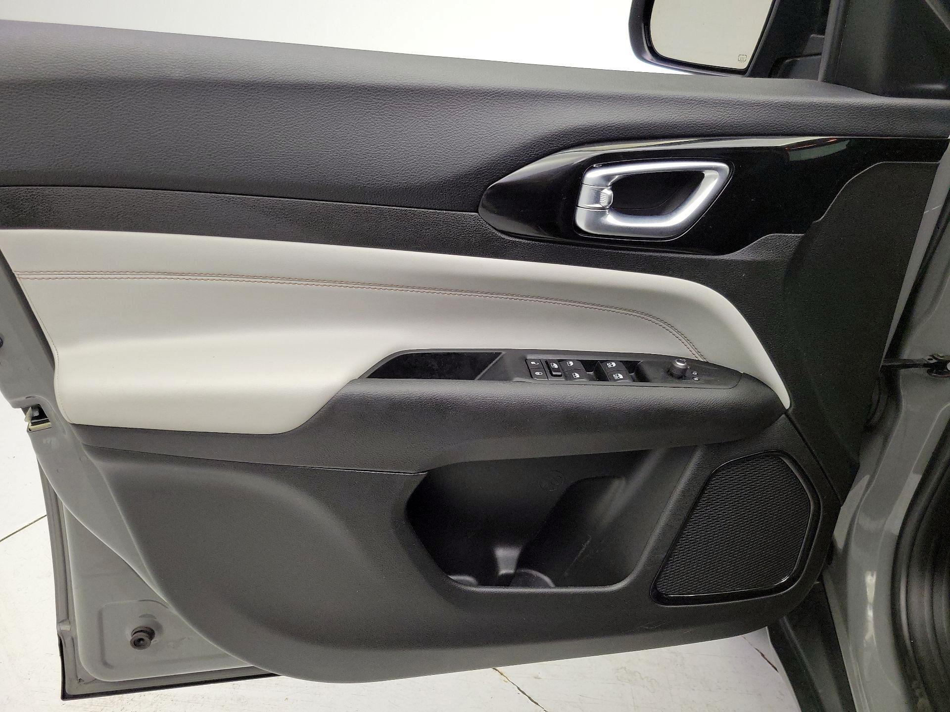Thumbnail: 2022 Jeep Compass - 12