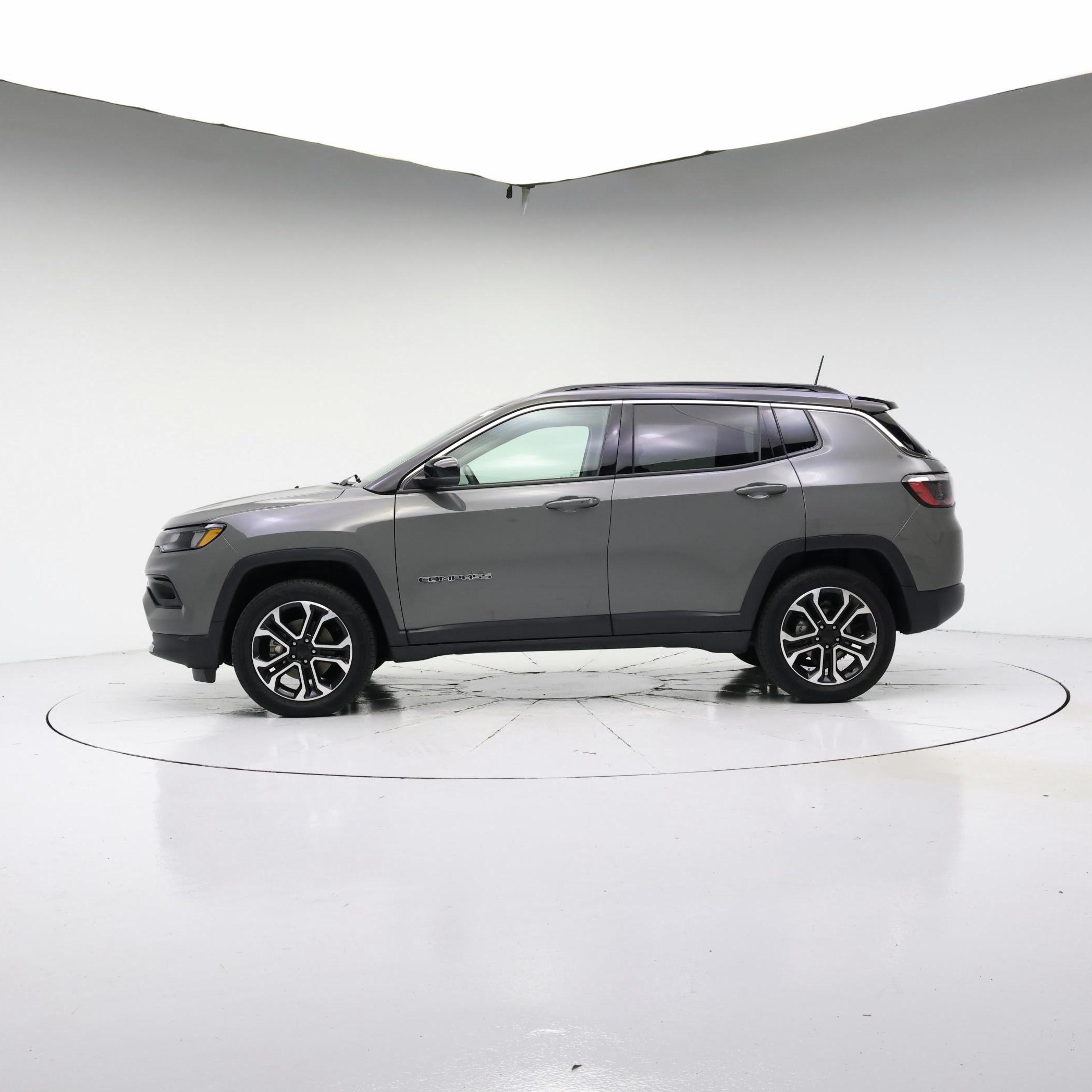 Thumbnail: 2022 Jeep Compass - 3