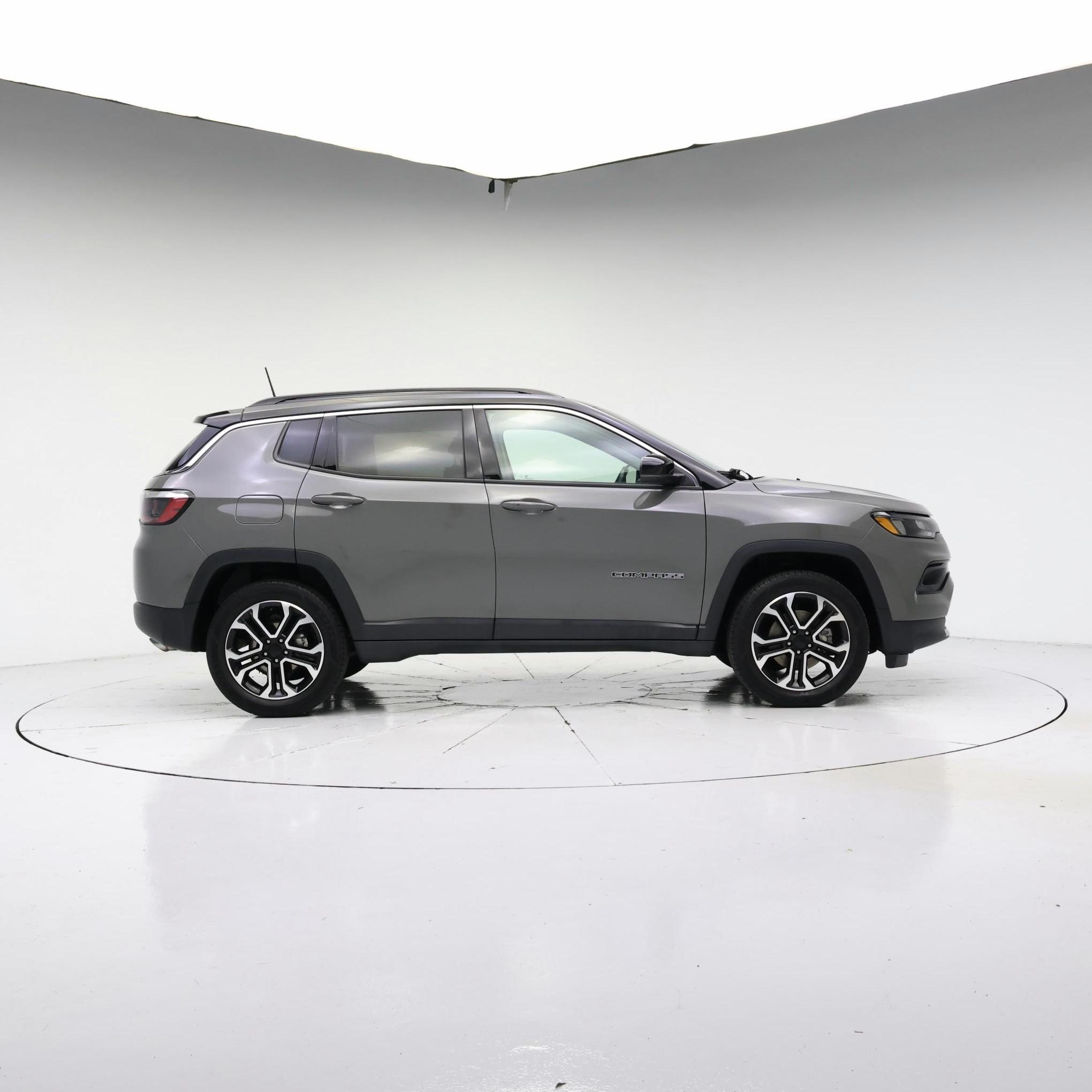 Thumbnail: 2022 Jeep Compass - 7