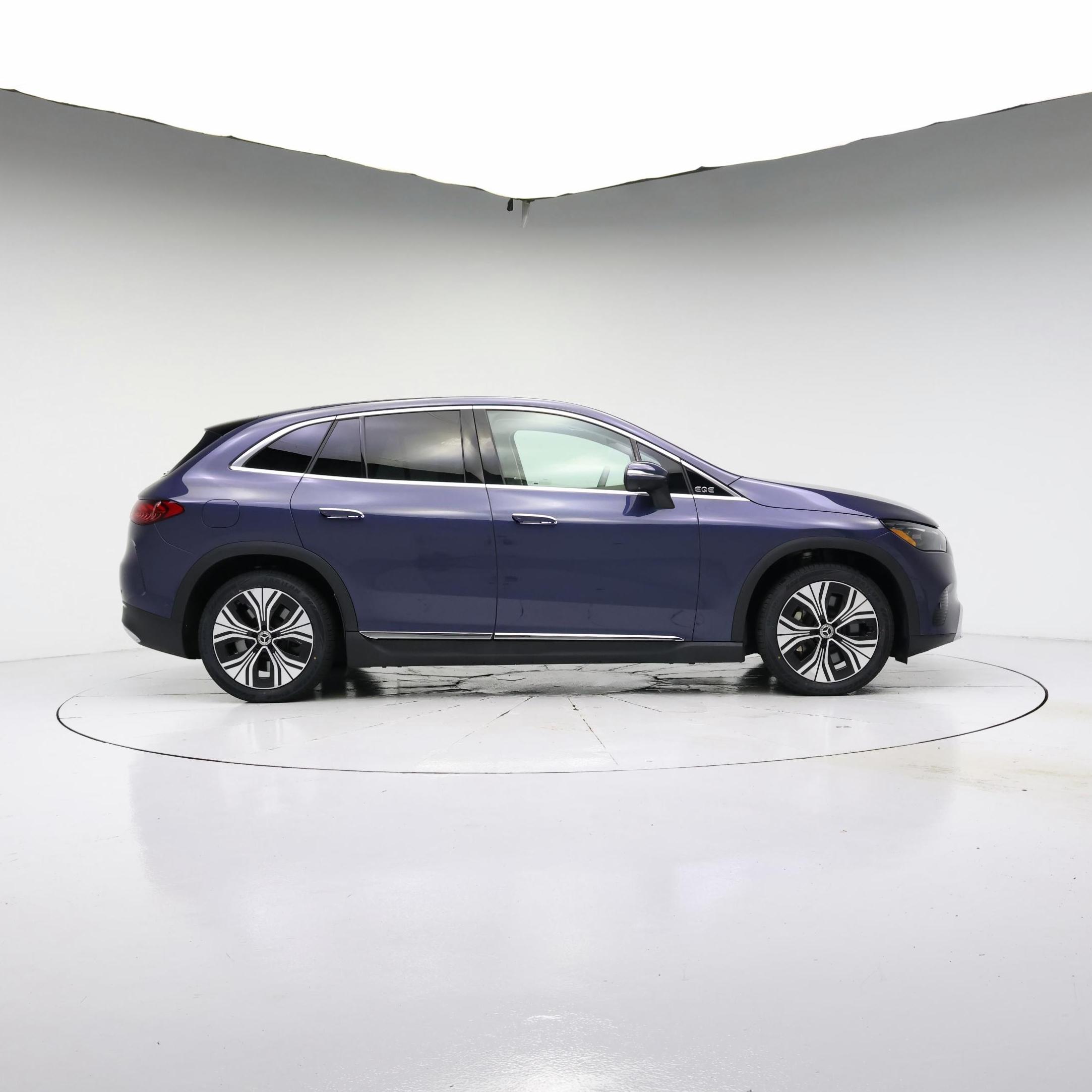 Thumbnail: 2023 Mercedes-Benz EQE - 7