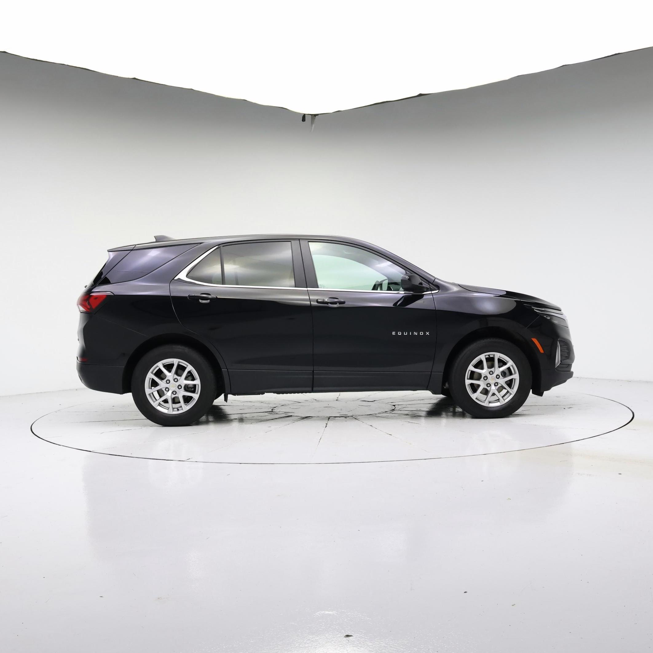Thumbnail: 2023 Chevrolet Equinox - 7