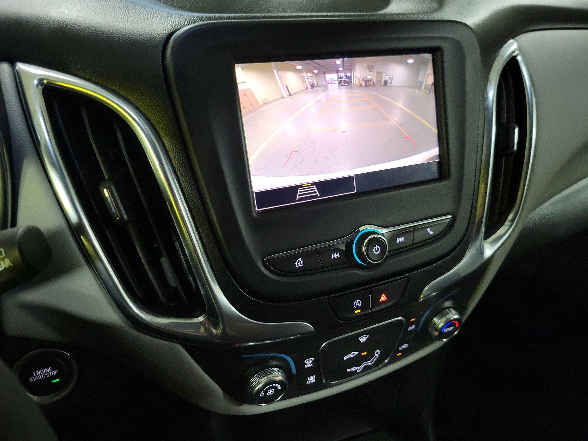 Thumbnail: 2022 Chevrolet Equinox - 13