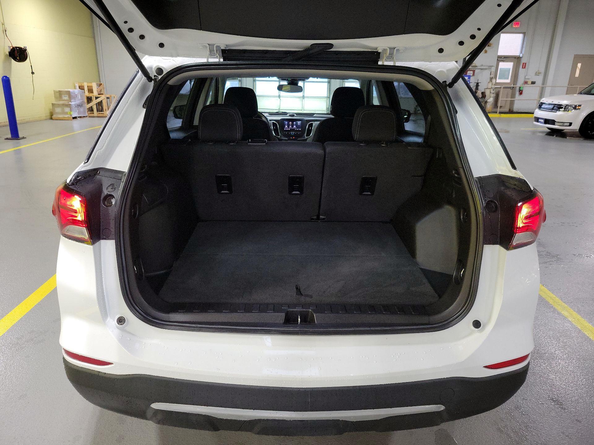Thumbnail: 2022 Chevrolet Equinox - 19