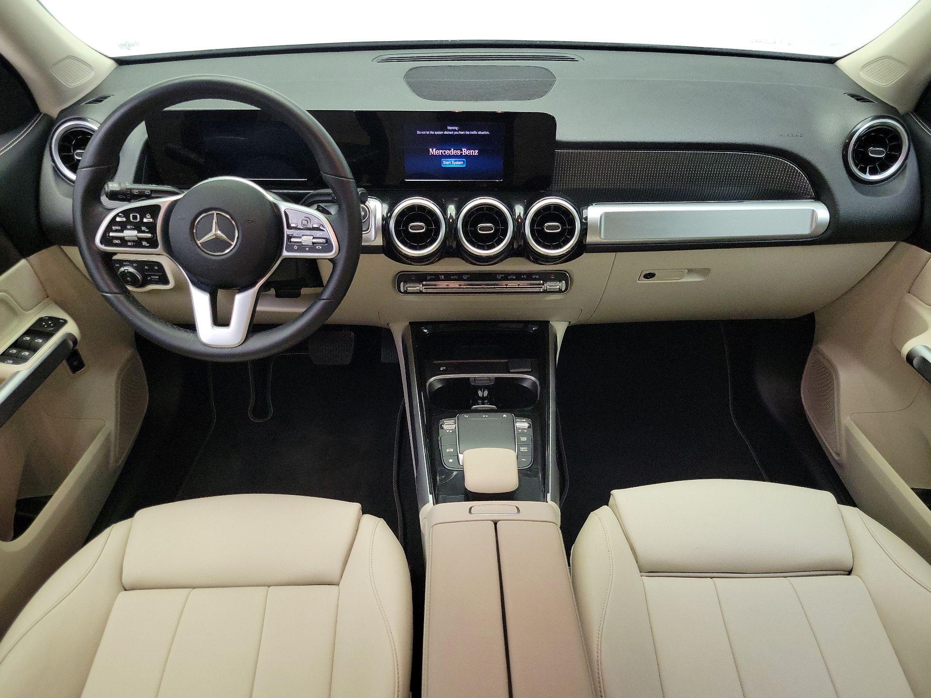 Thumbnail: 2022 Mercedes-Benz GLB - 9