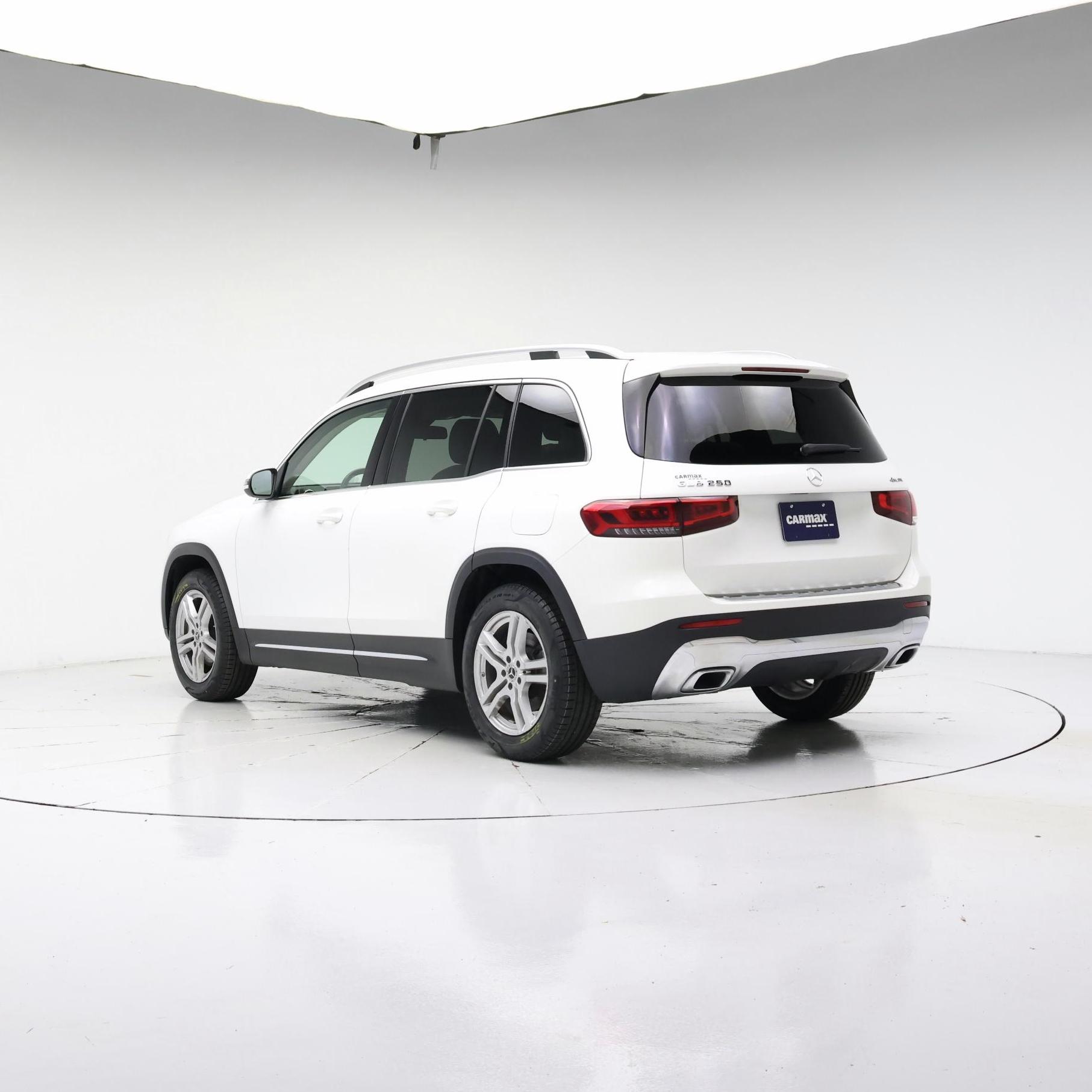 Thumbnail: 2022 Mercedes-Benz GLB - 2