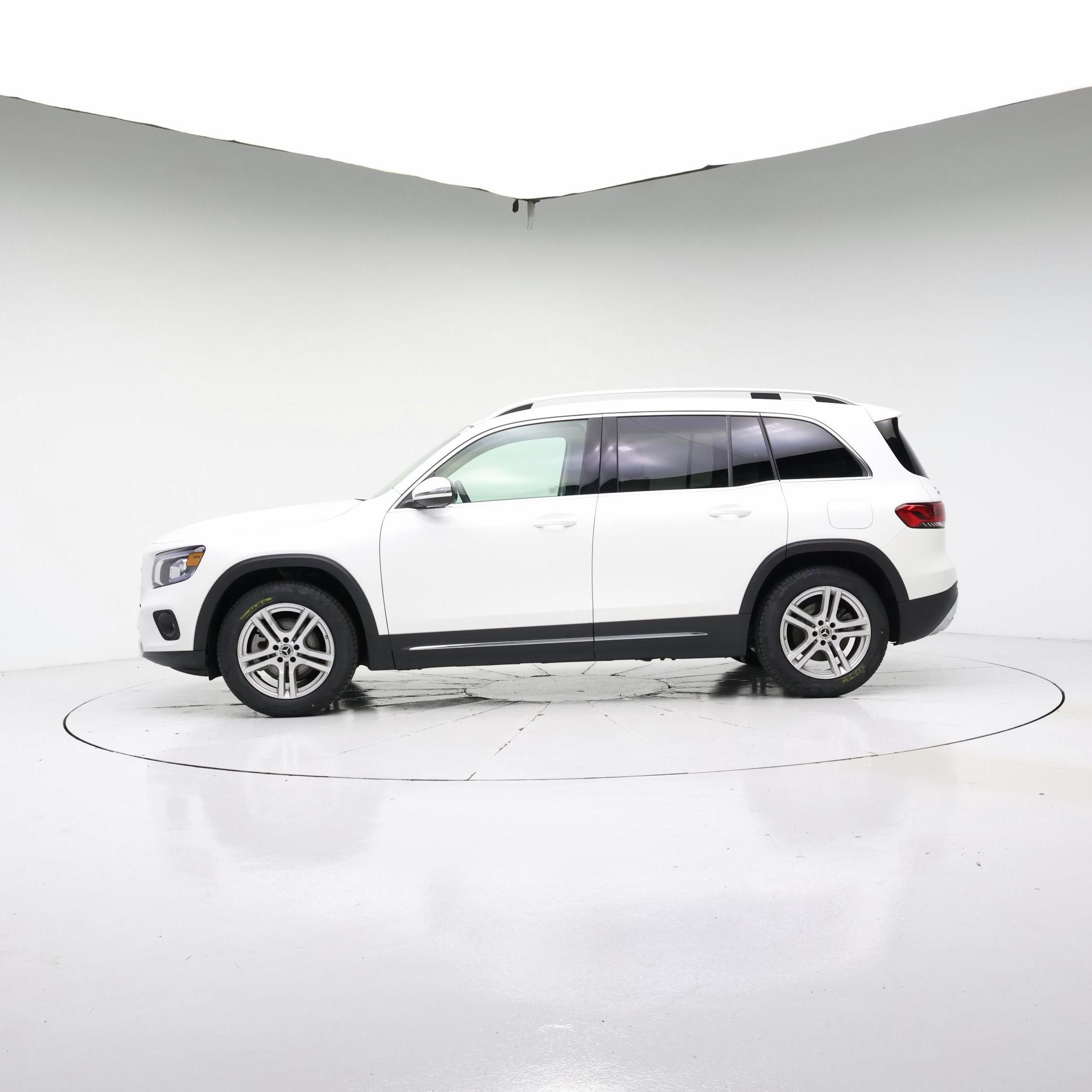 Thumbnail: 2022 Mercedes-Benz GLB - 3