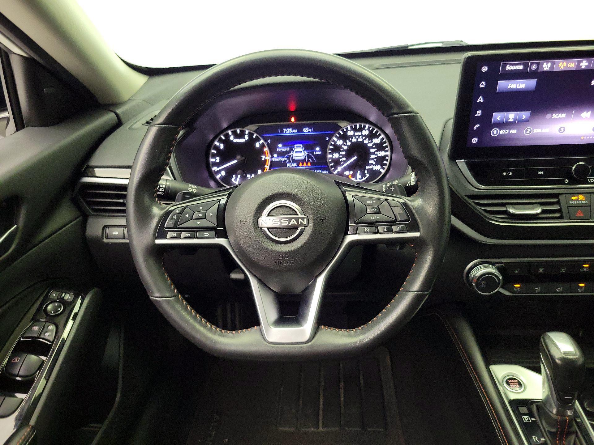 Thumbnail: 2024 Nissan Altima - 10