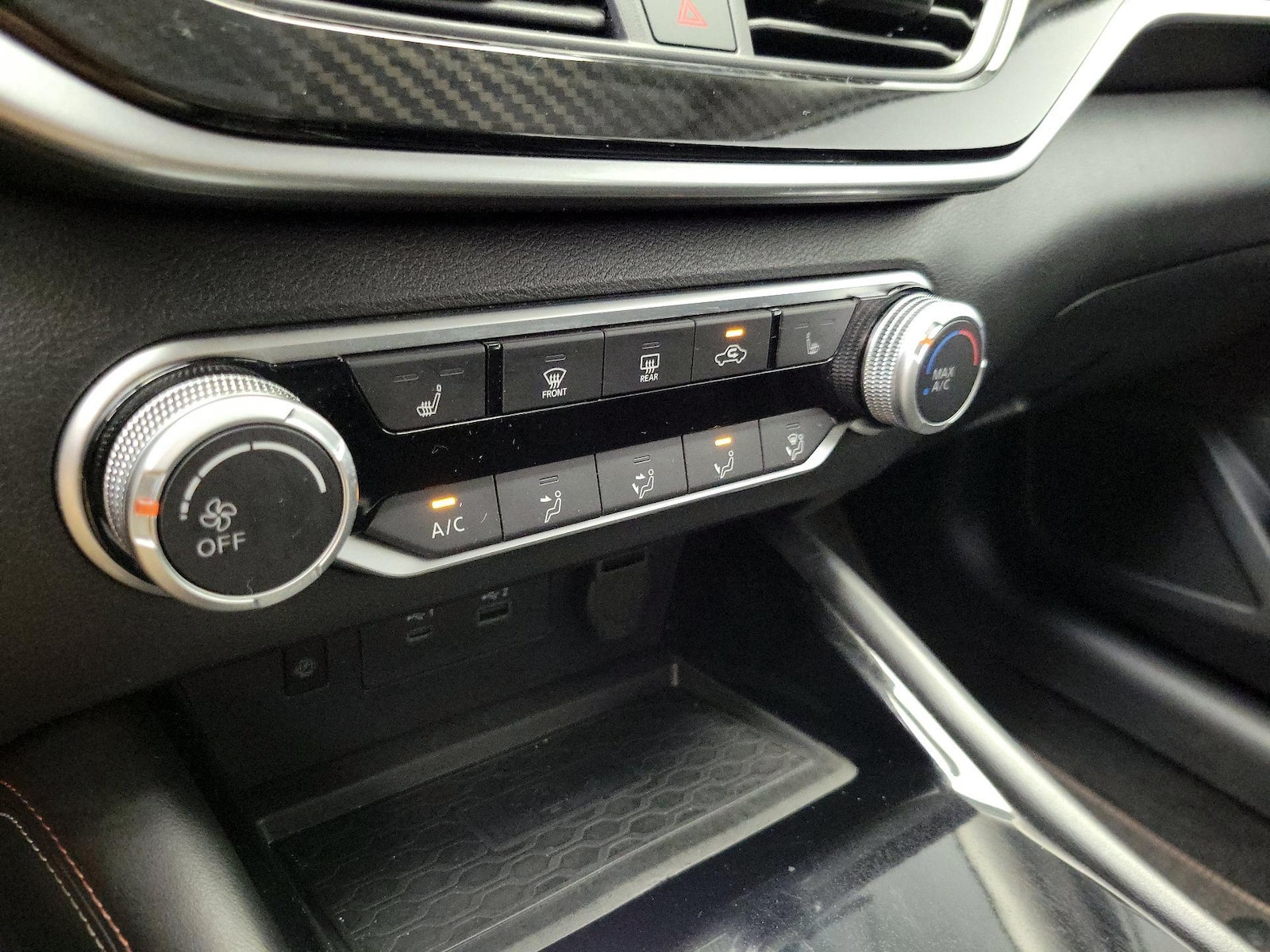 2024 Nissan Altima SR - Photo 18