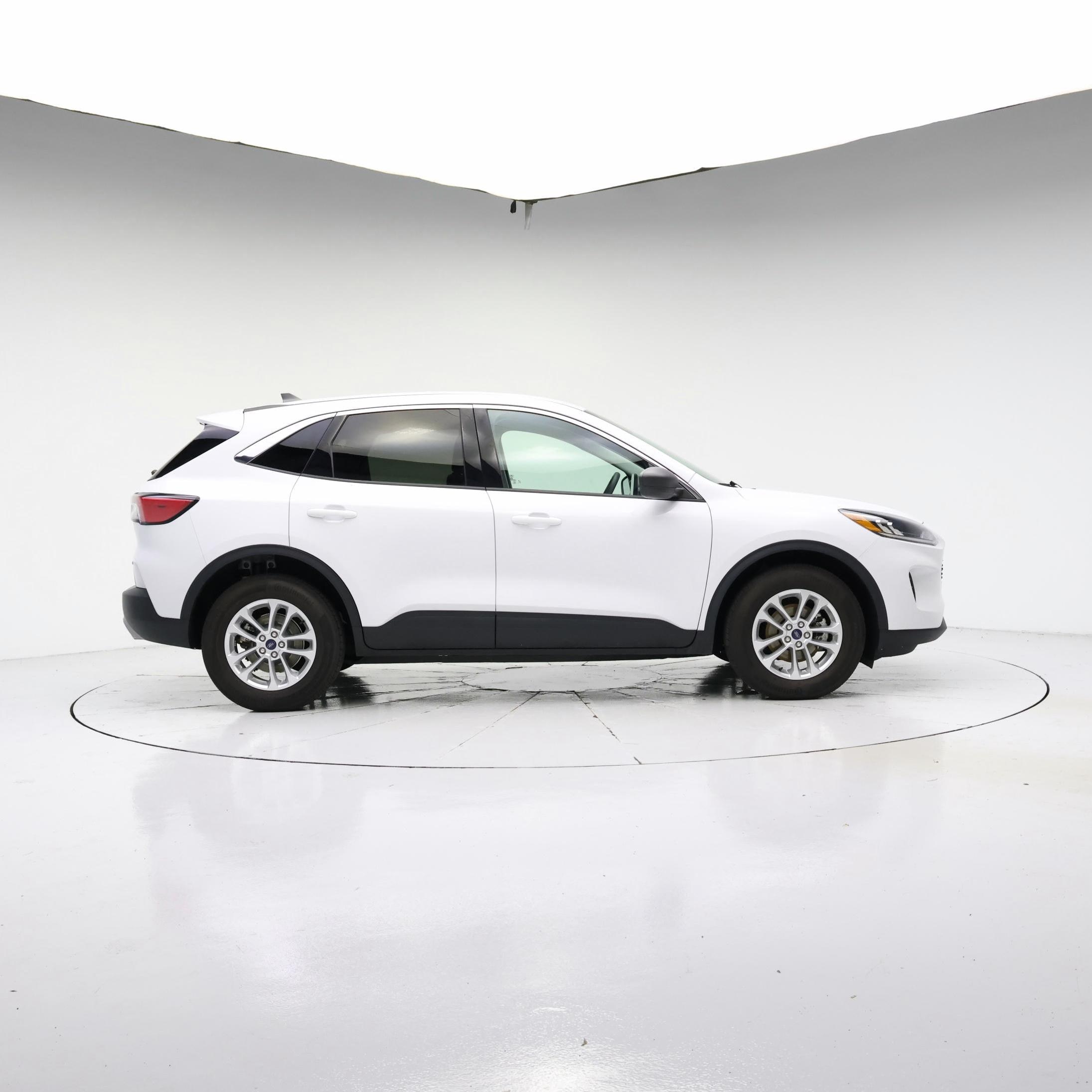 Thumbnail: 2022 Ford Escape - 7