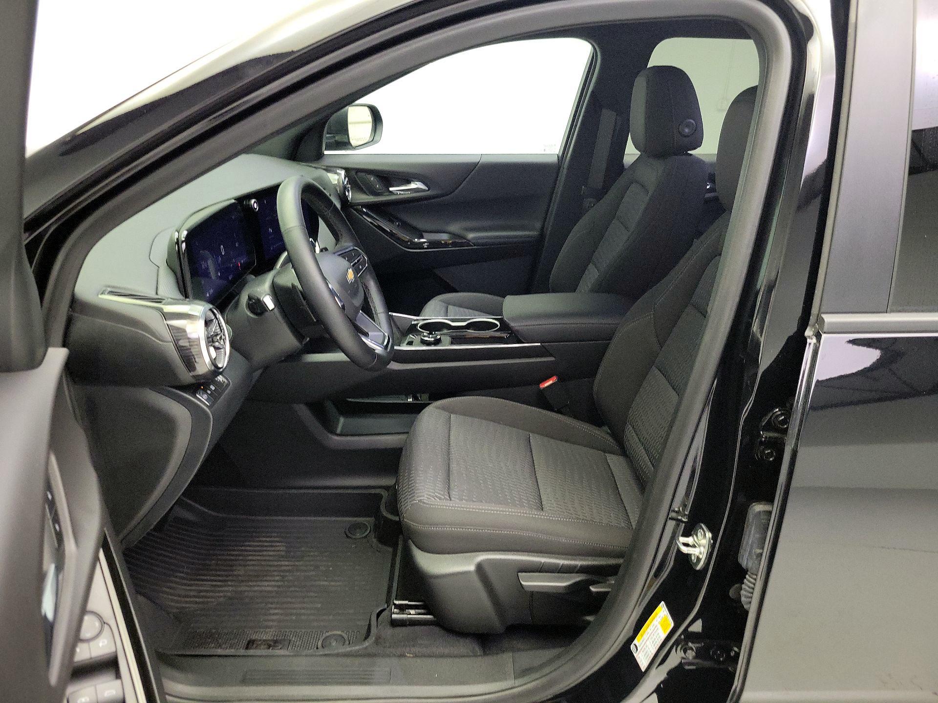 Thumbnail: 2026 Chevrolet Equinox - 11