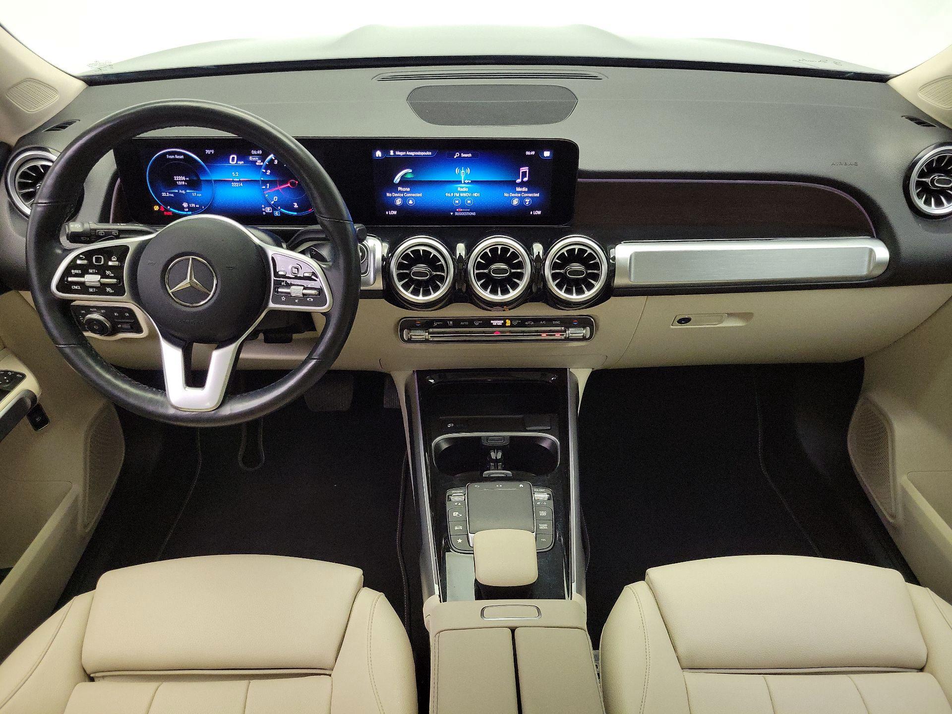 Thumbnail: 2023 Mercedes-Benz GLB - 9