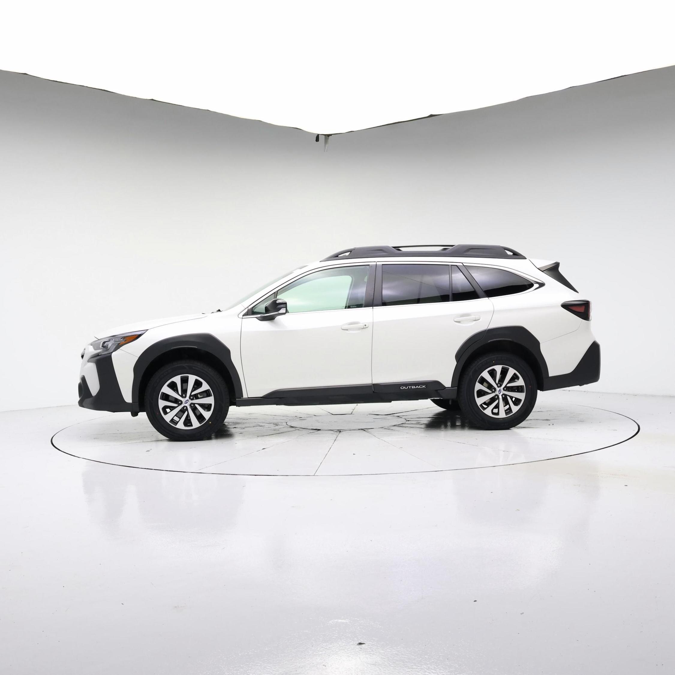 Thumbnail: 2023 Subaru Outback - 3