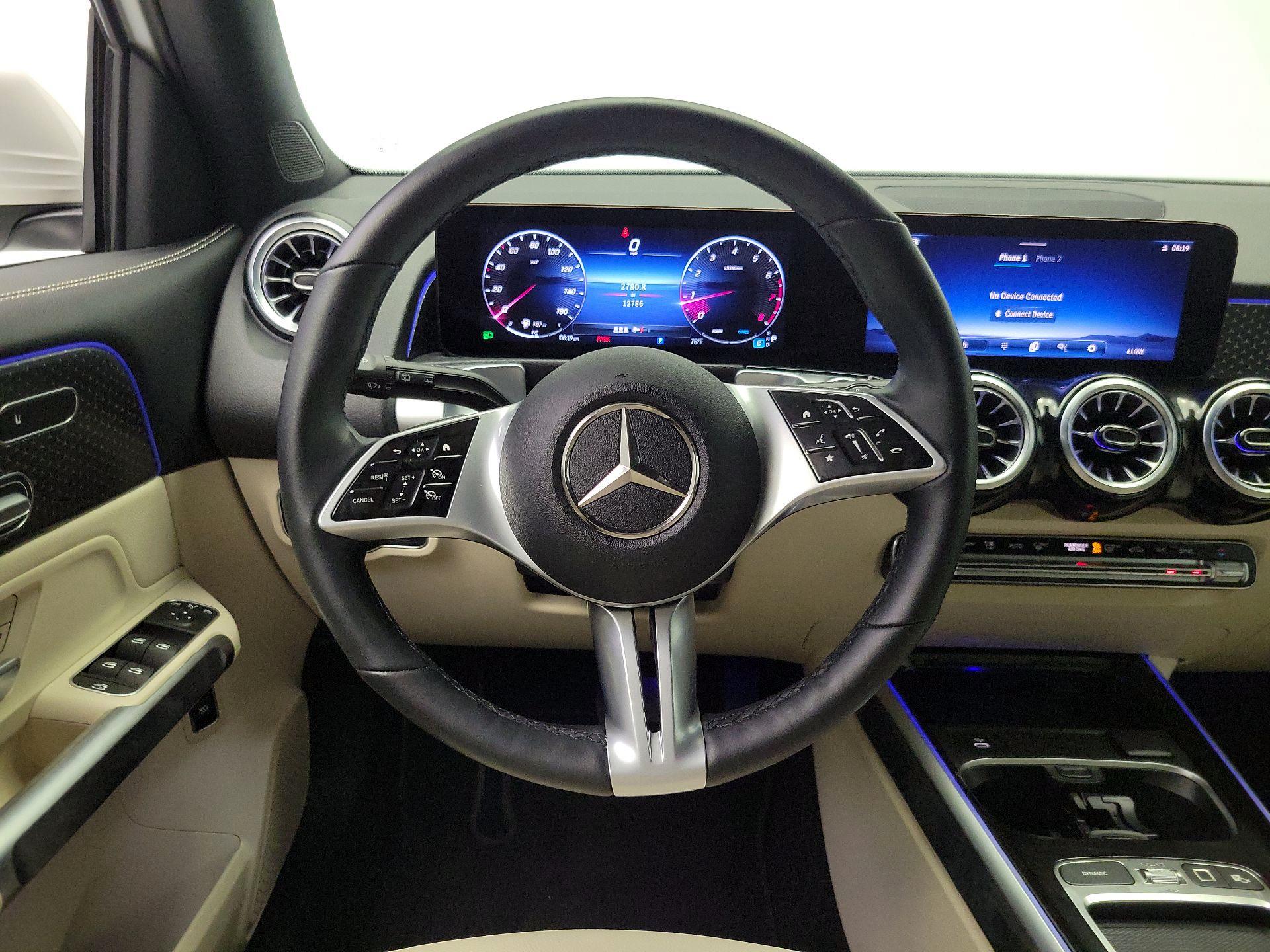 Thumbnail: 2025 Mercedes-Benz GLB - 10