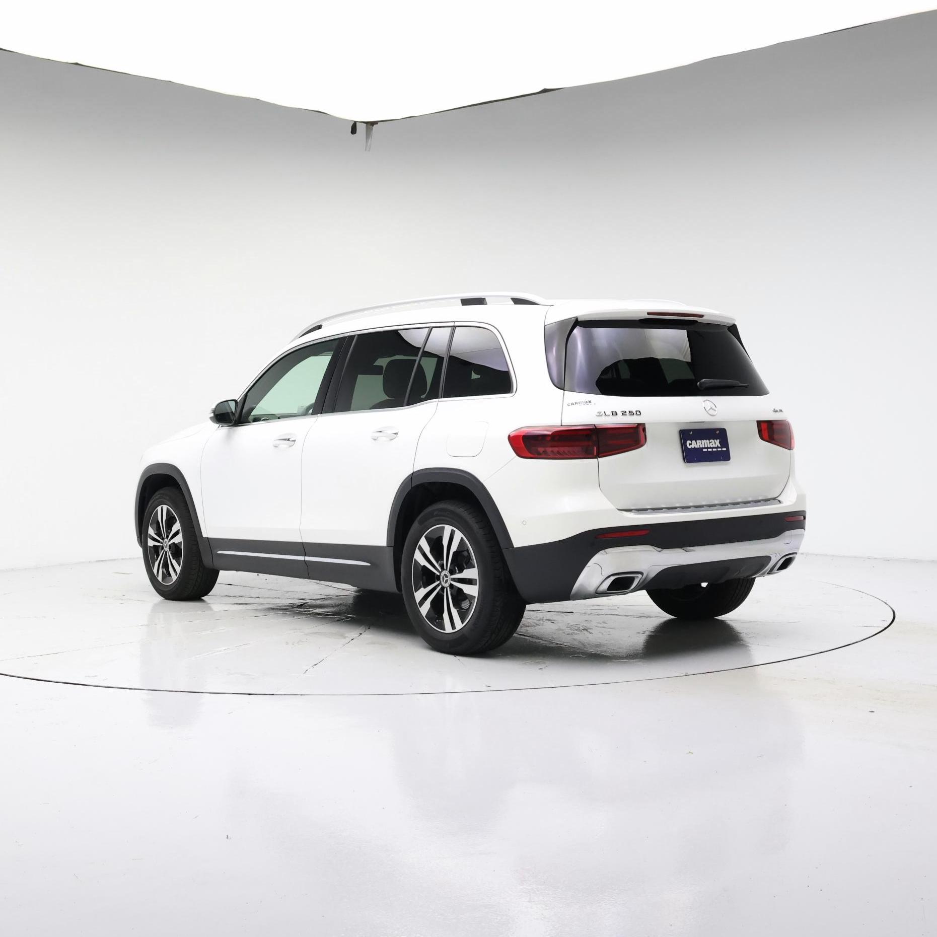 Thumbnail: 2025 Mercedes-Benz GLB - 2