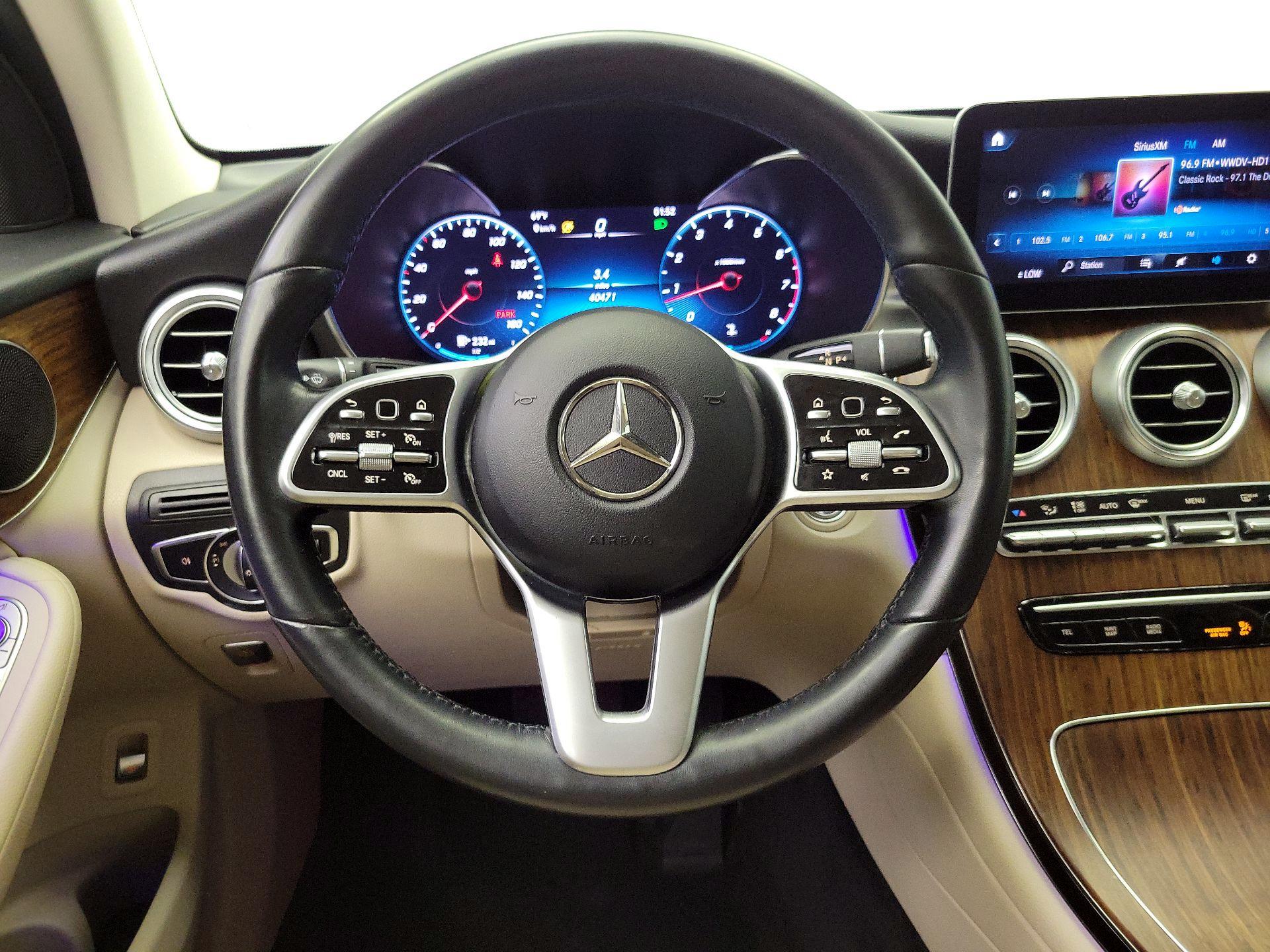Thumbnail: 2022 Mercedes-Benz GLC - 10