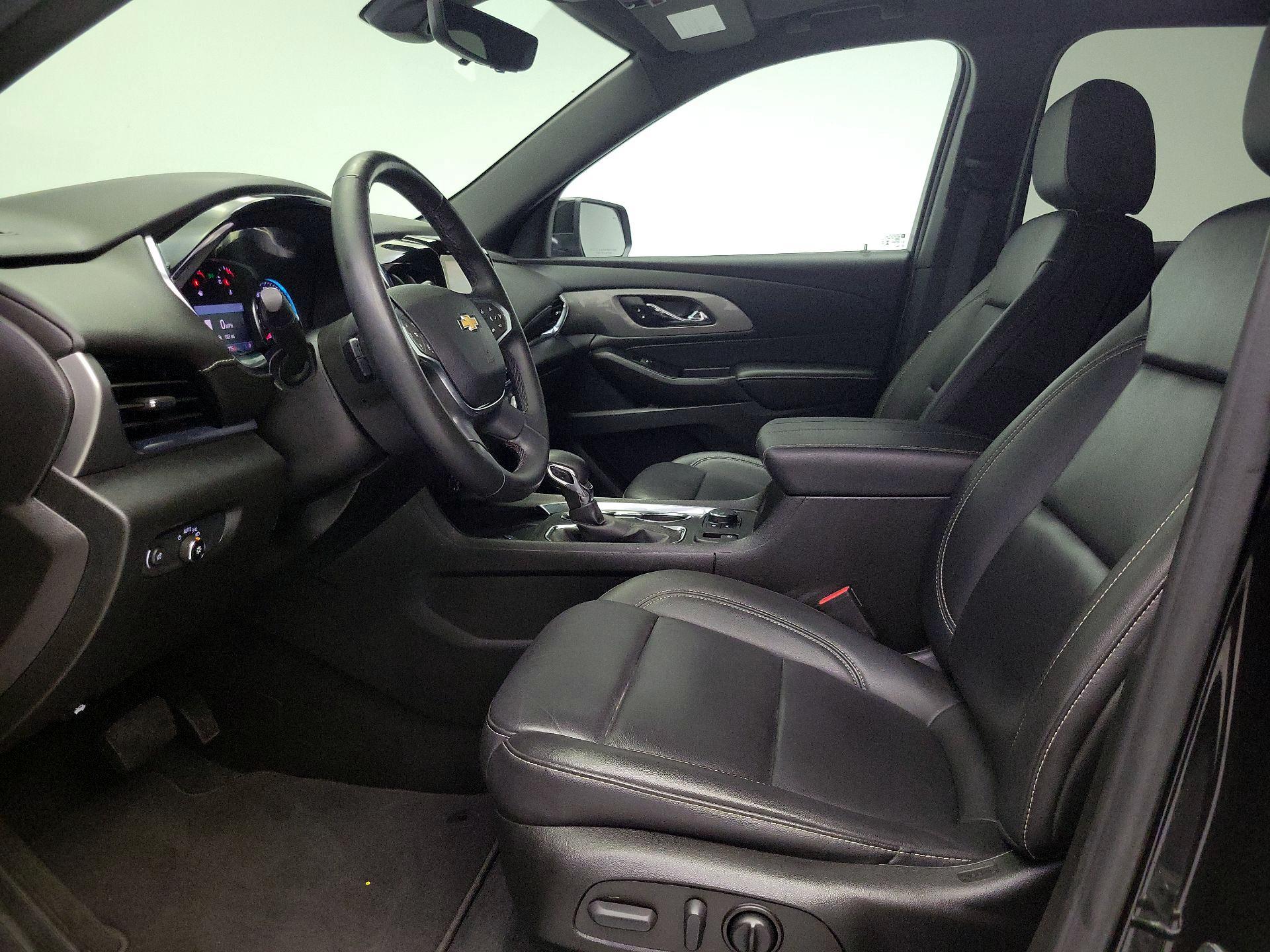 Thumbnail: 2023 Chevrolet Traverse - 11