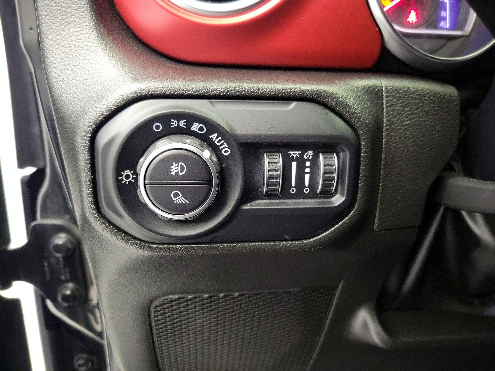 Thumbnail: 2022 Jeep Gladiator - 13