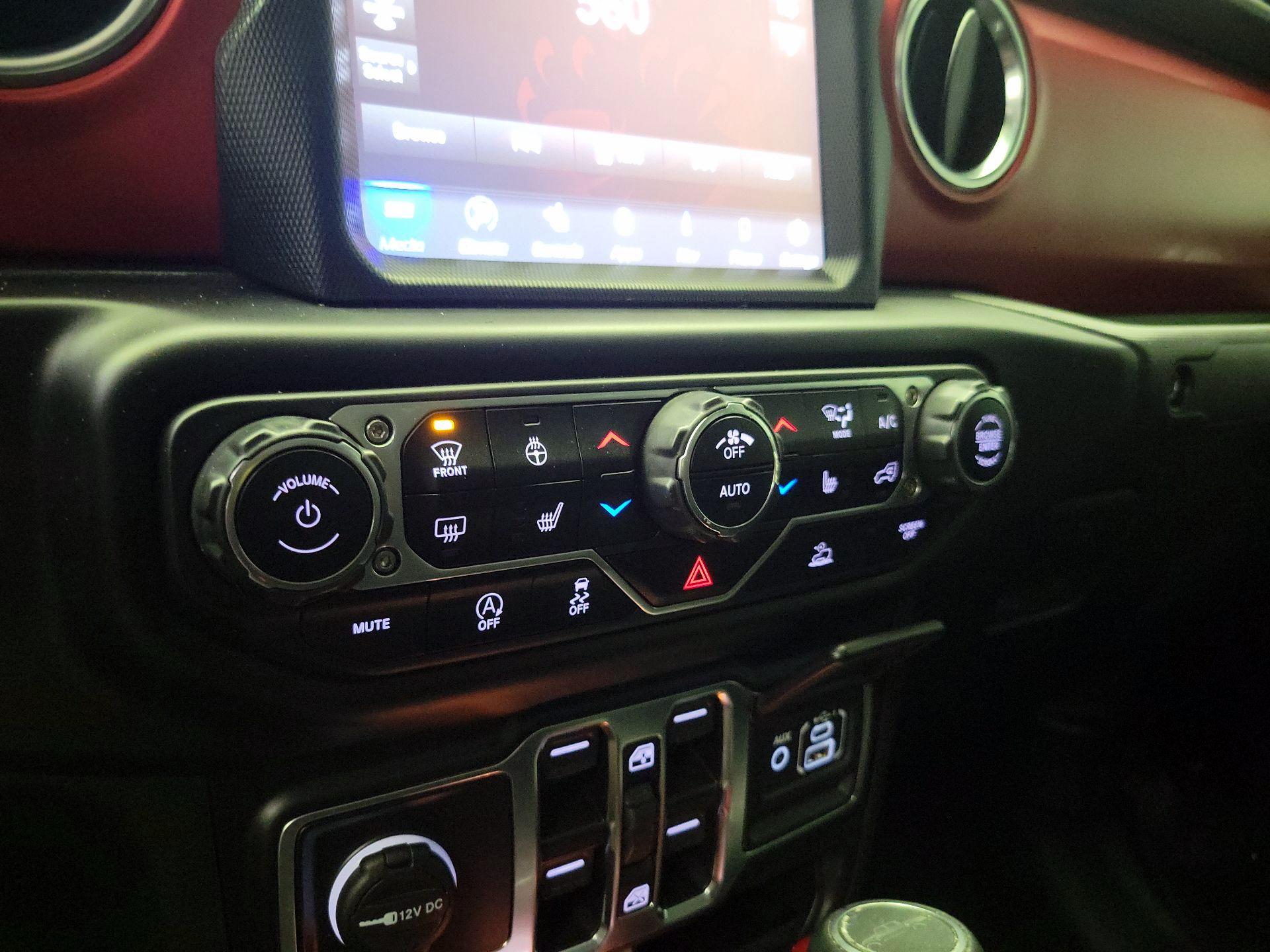 Thumbnail: 2022 Jeep Gladiator - 17