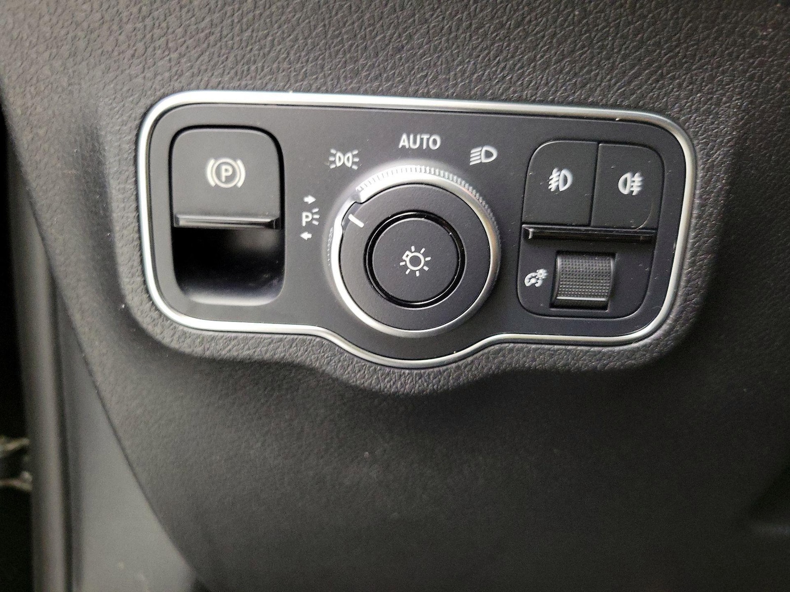 2023 Mercedes-Benz GLB Base - Photo 14