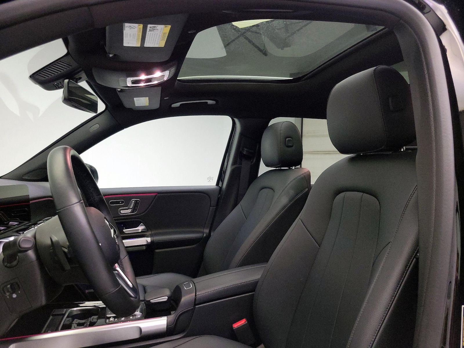 2023 Mercedes-Benz GLB Base - Photo 20