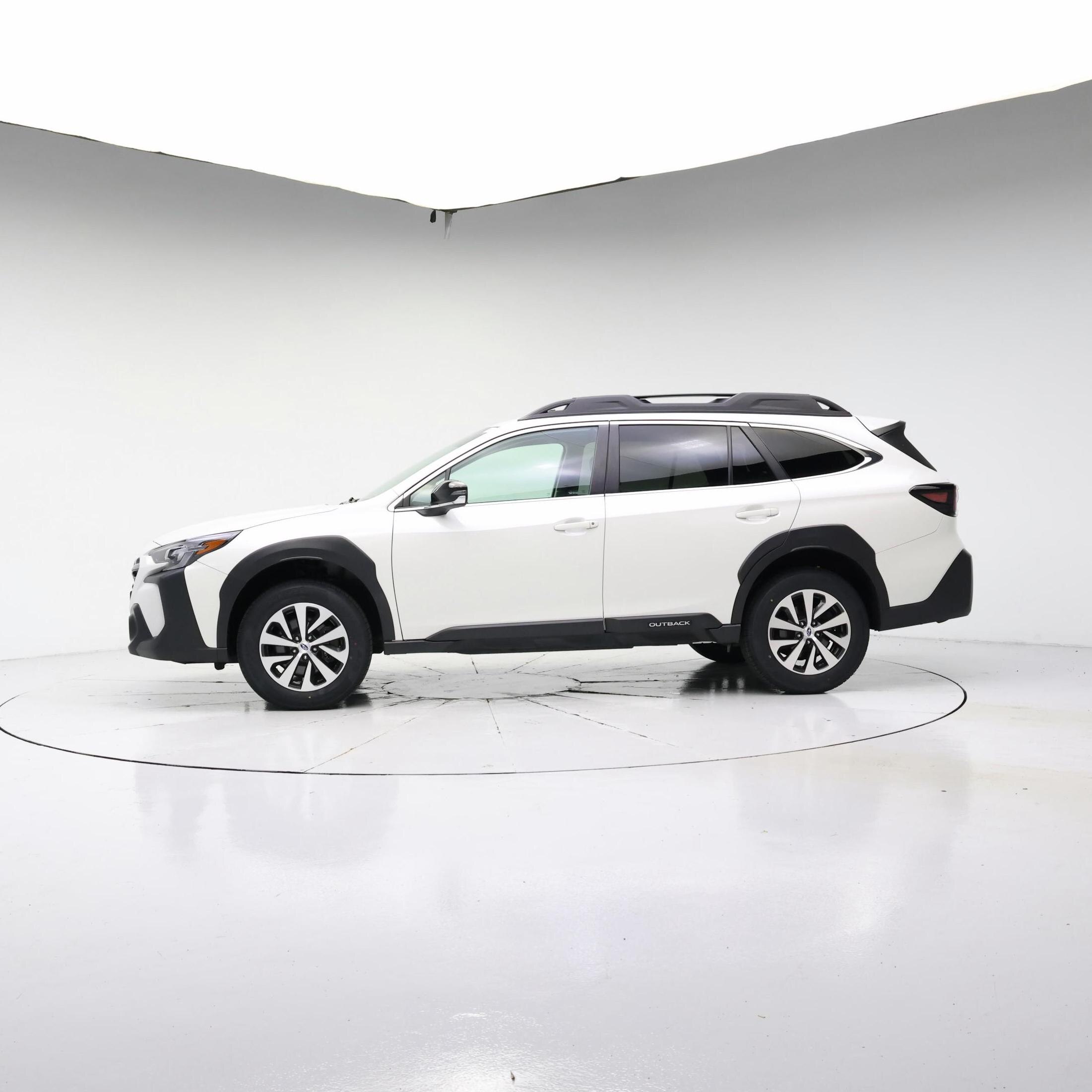 Thumbnail: 2023 Subaru Outback - 3