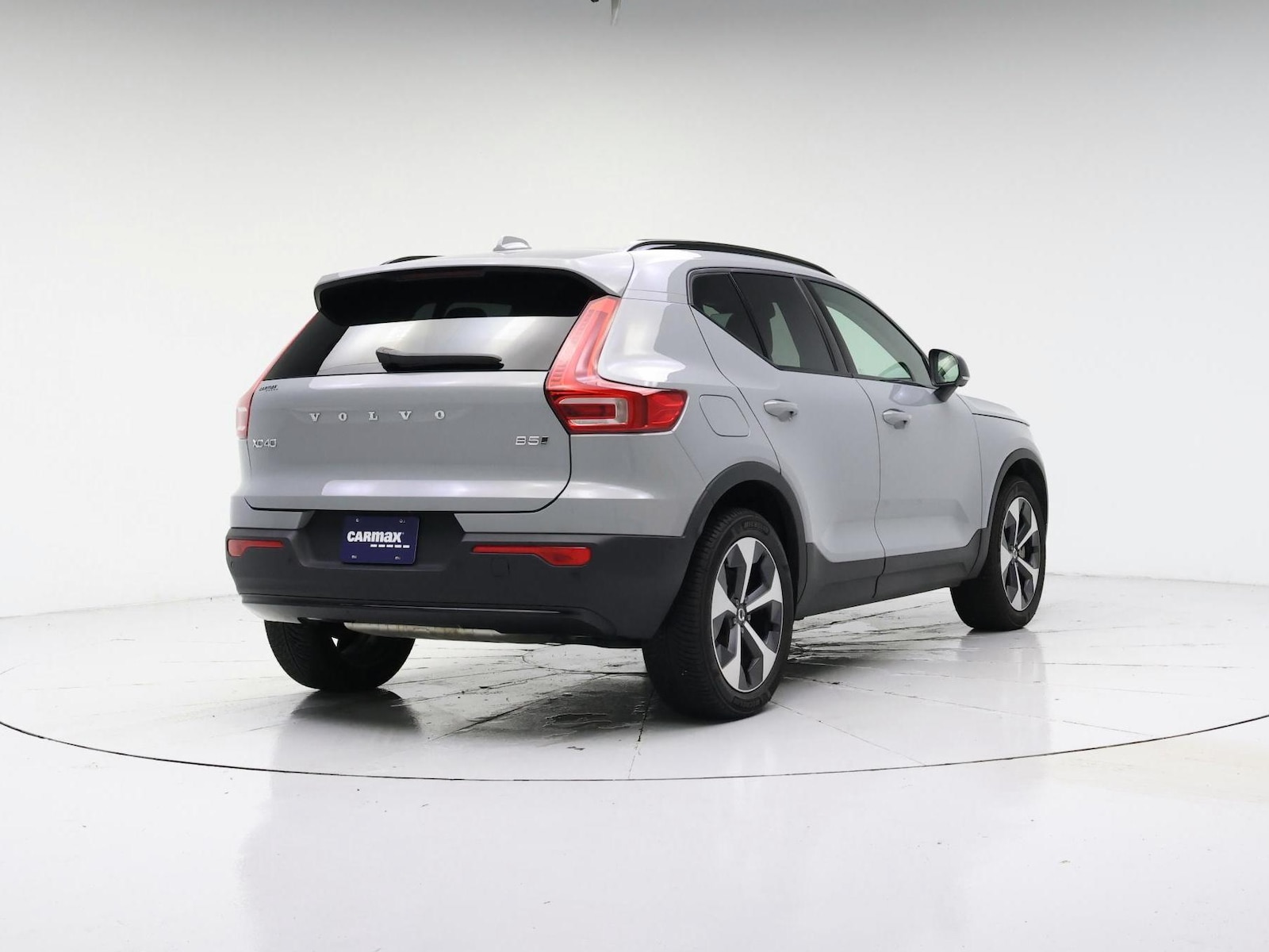 2025 Volvo XC40 Plus - Photo 9